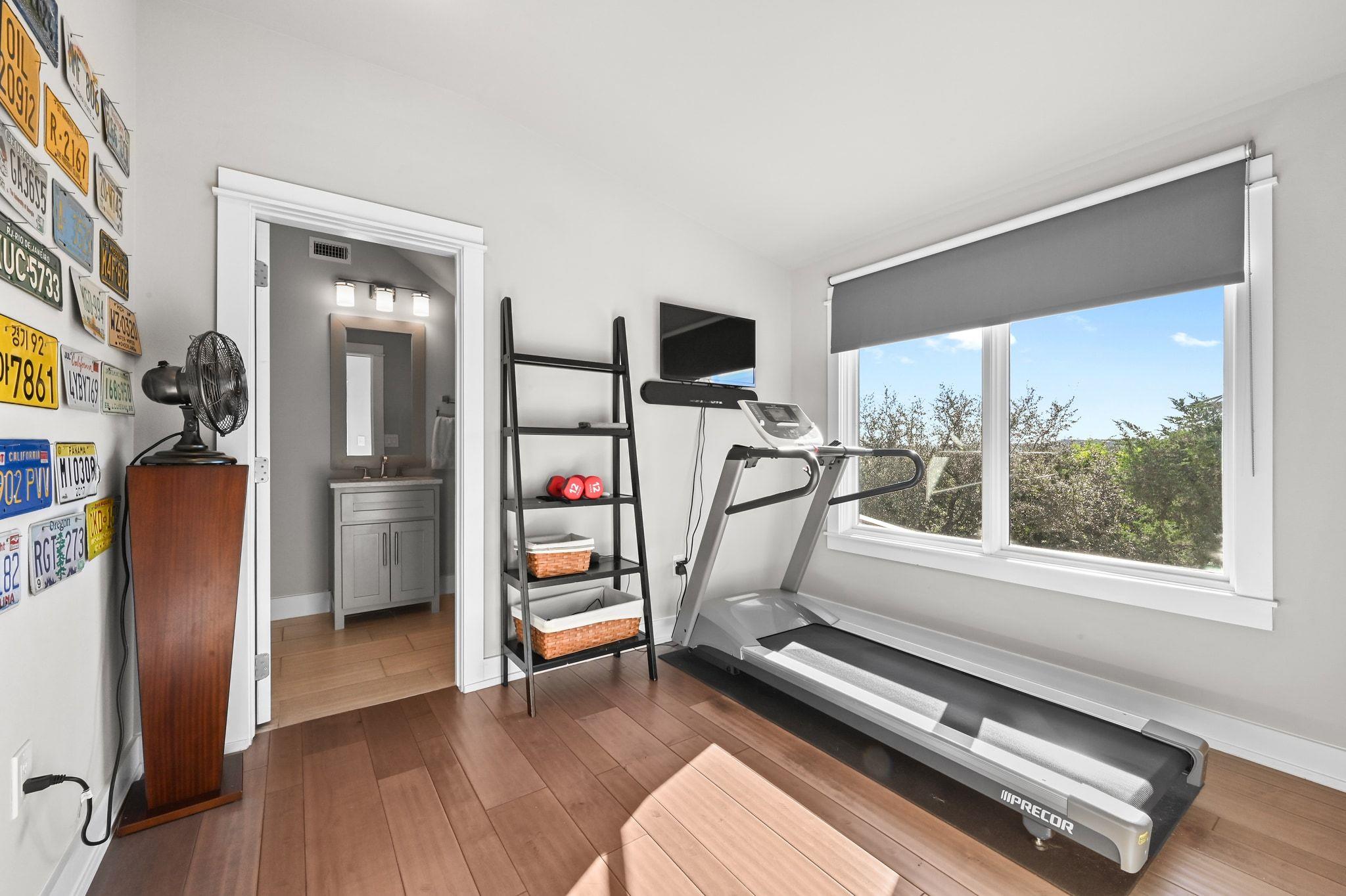 Image 29 of 40 For 4217 Verano Dr