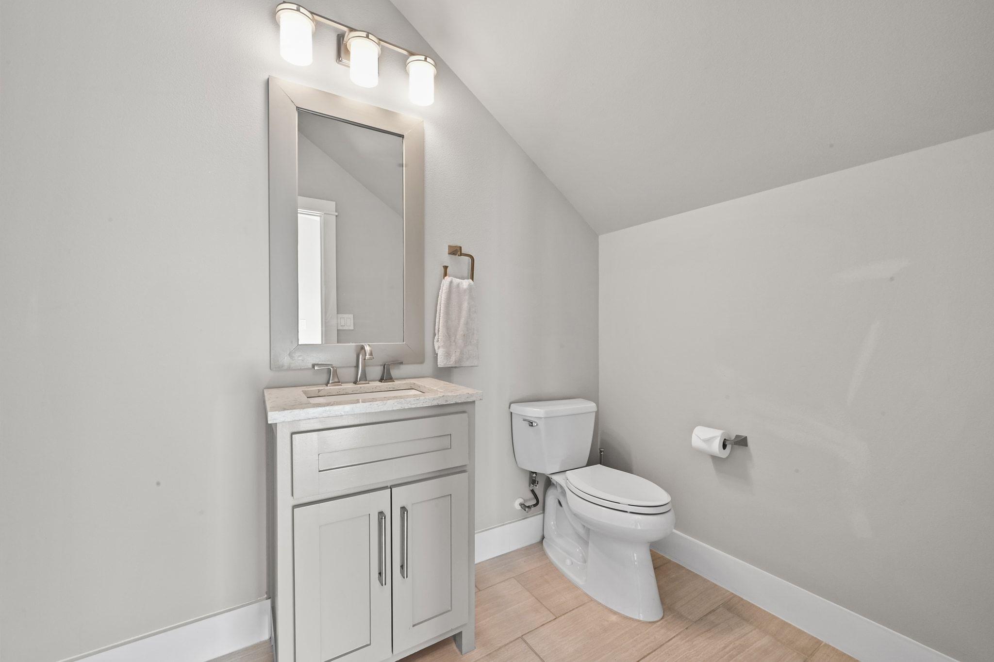 Image 30 of 40 For 4217 Verano Dr