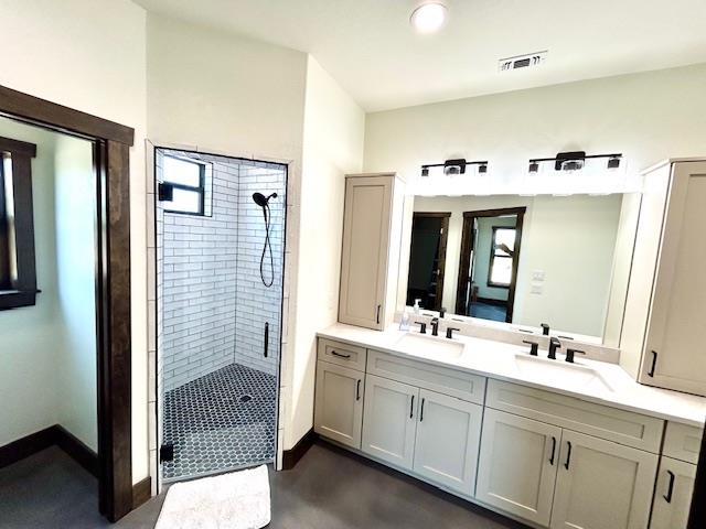 Image 12 of 37 For 0 I35-access Highway