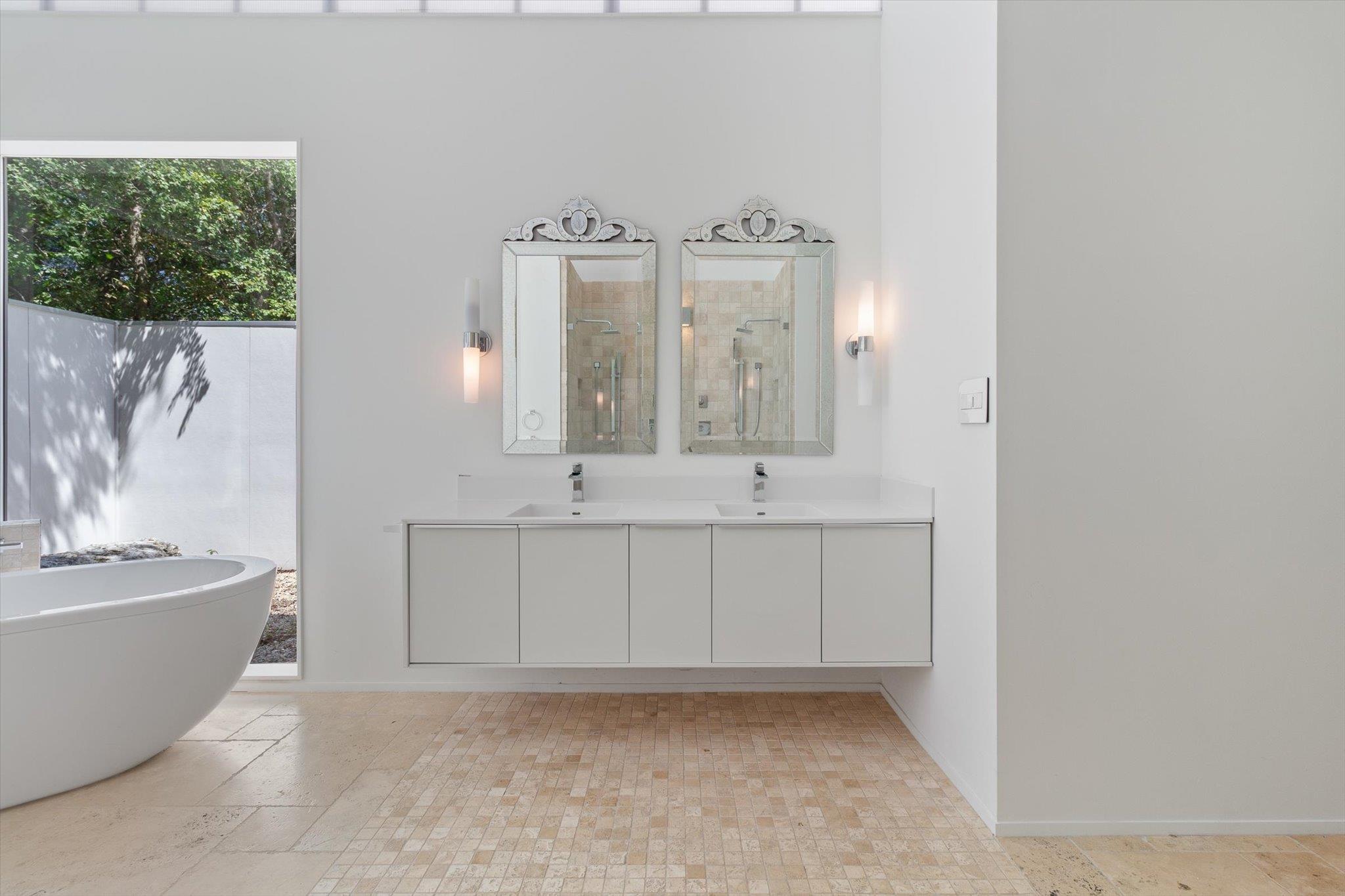 Image 10 of 40 For 708 Snyder Hill Dr