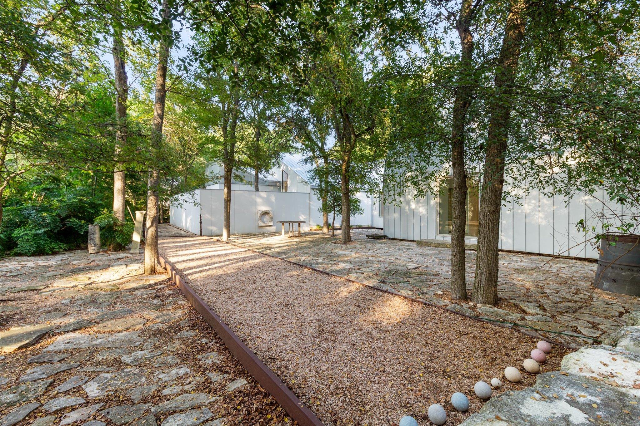 Image 36 of 40 For 708 Snyder Hill Dr