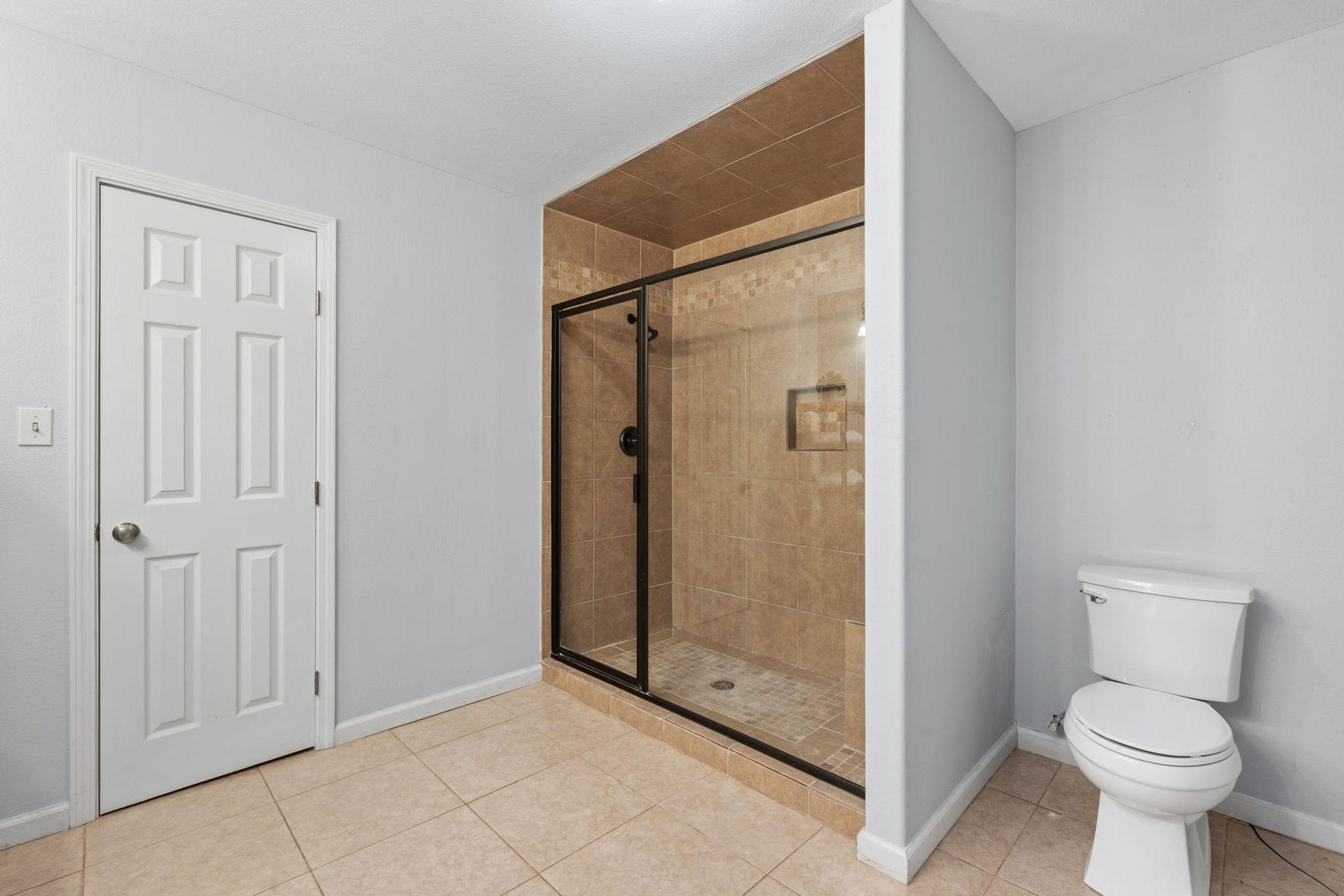 Image 26 of 40 For 25 Zoeller Ln