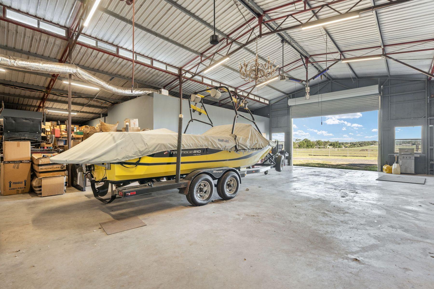 Image 28 of 40 For 25 Zoeller Ln