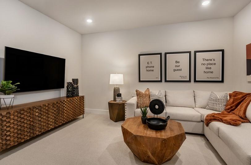 Image 10 of 21 For 8521 Picnic House Path