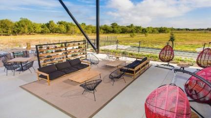 Image 20 of 21 For 8521 Picnic House Path