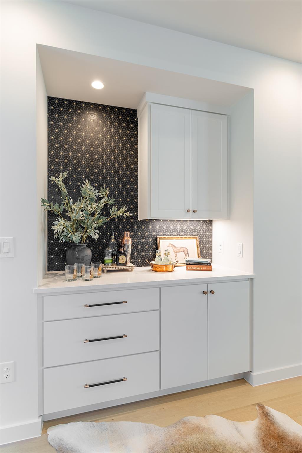 Image 16 of 35 For 4604 Richmond Ave