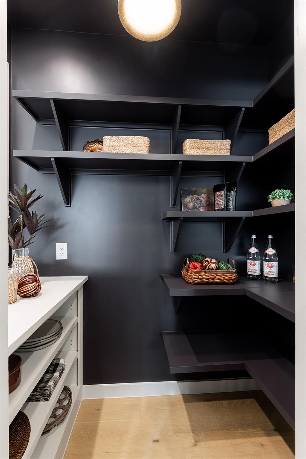 Image 34 of 35 For 4604 Richmond Ave