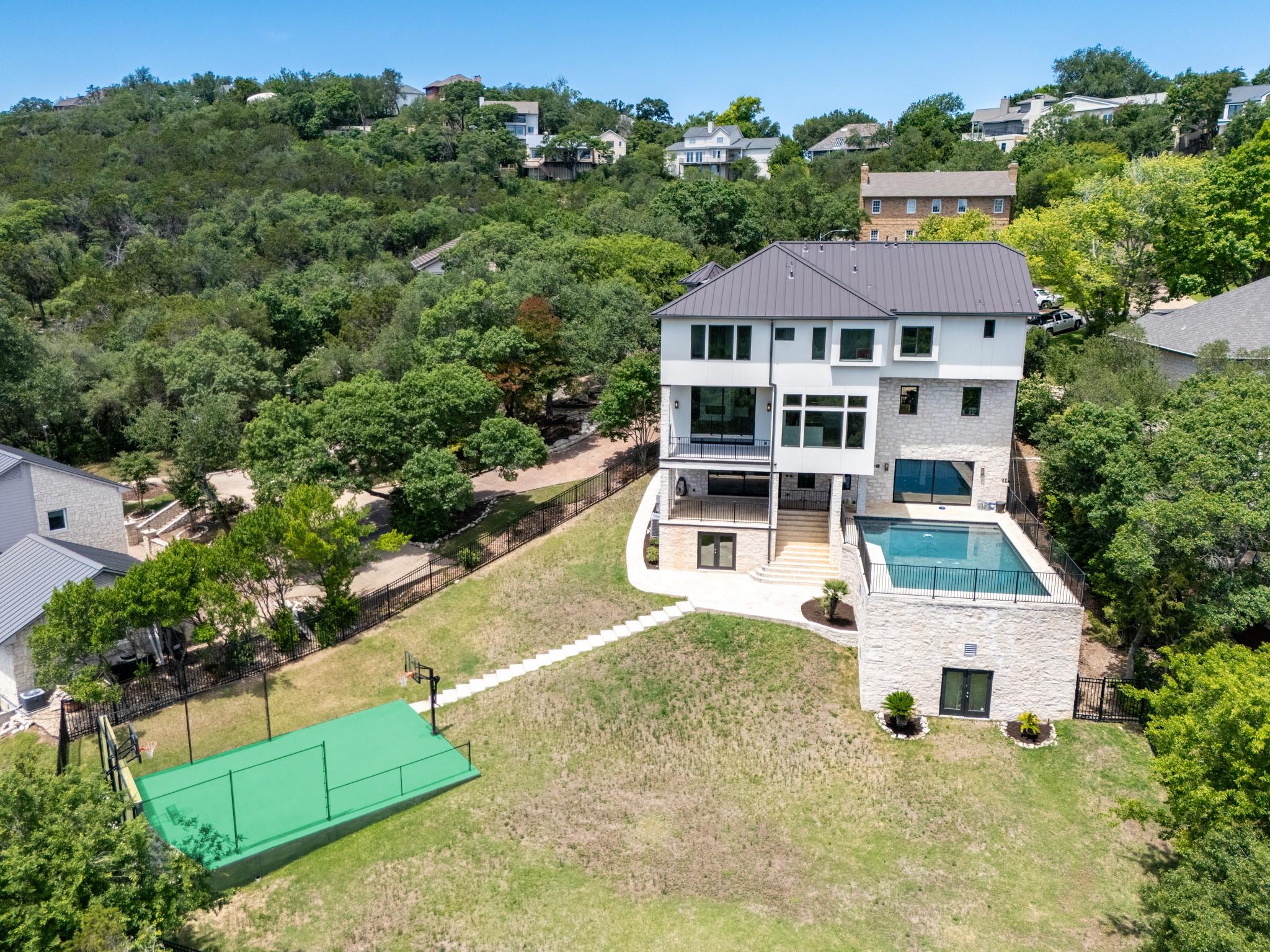 Image 18 of 37 For 3401 Day Star Cv