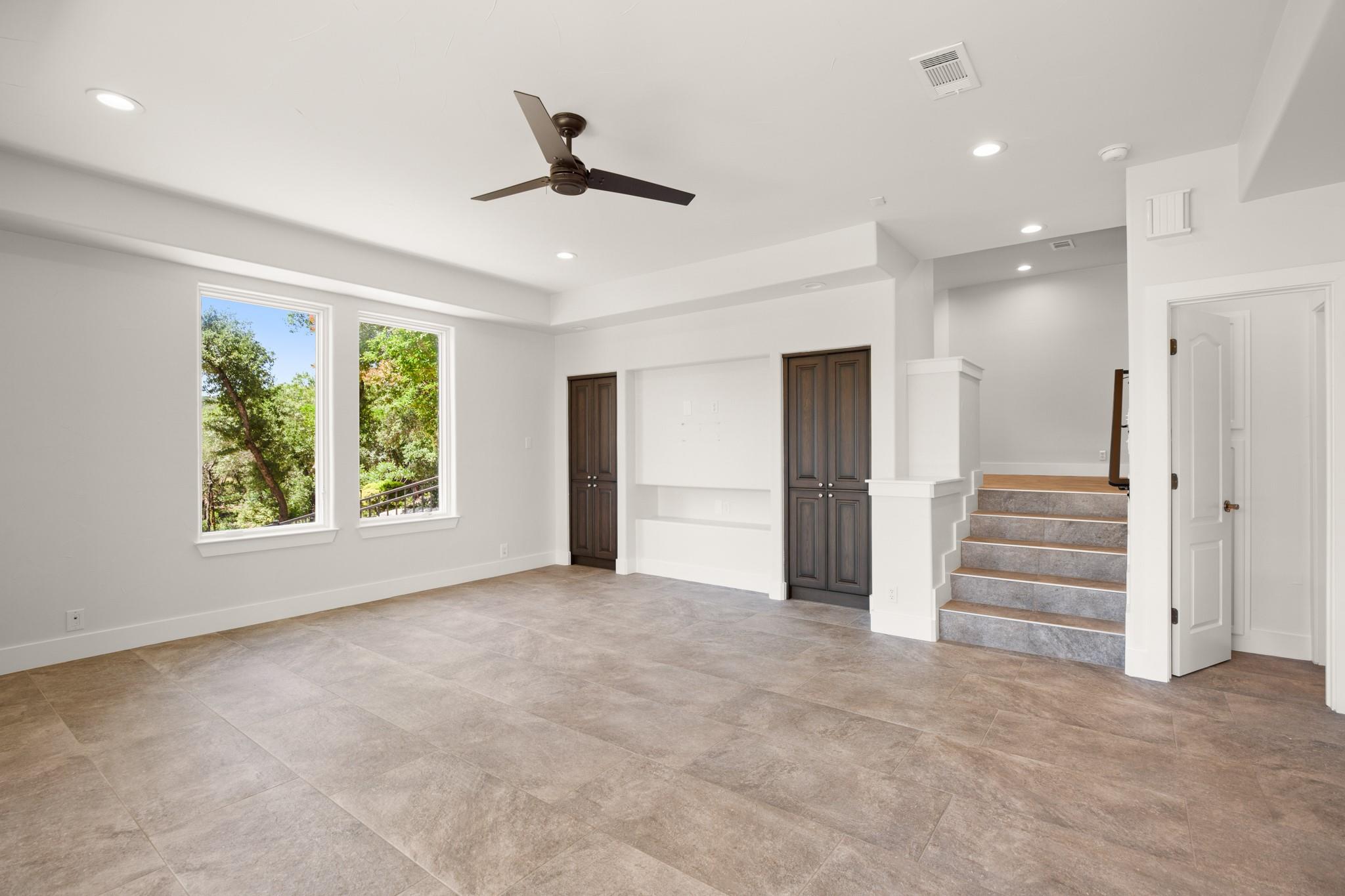 Image 19 of 37 For 3401 Day Star Cv