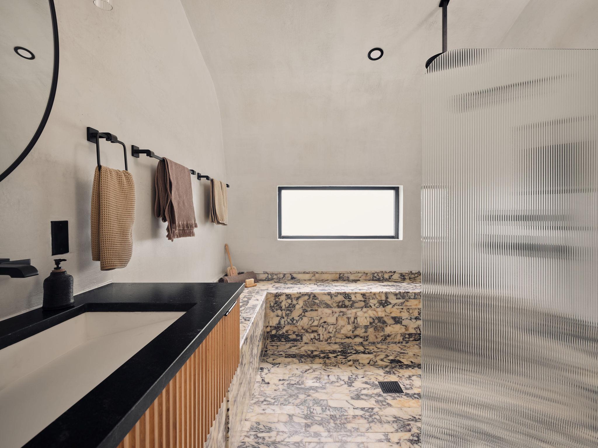 Image 23 of 40 For 2201 Garden St