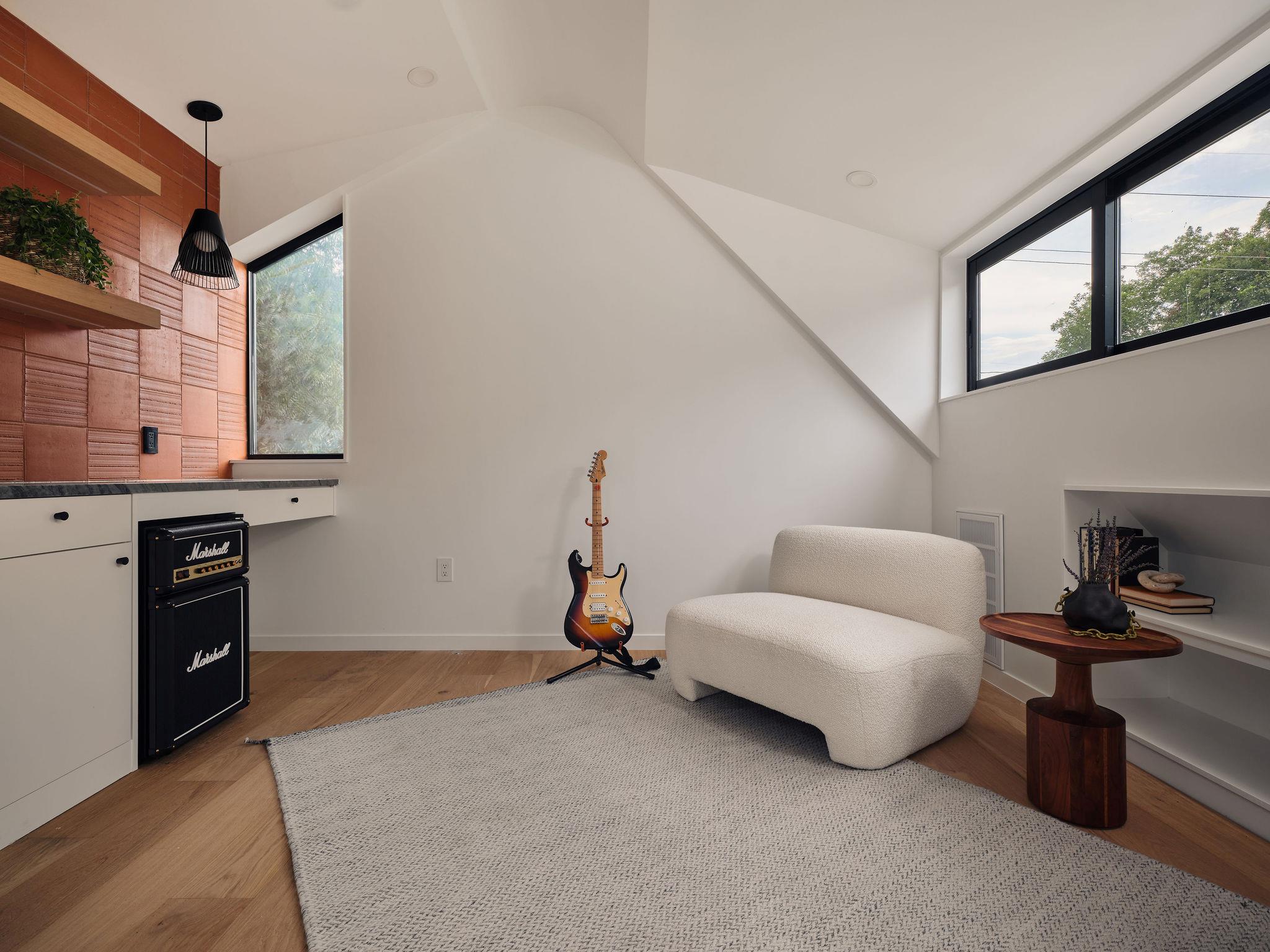 Image 30 of 40 For 2201 Garden St