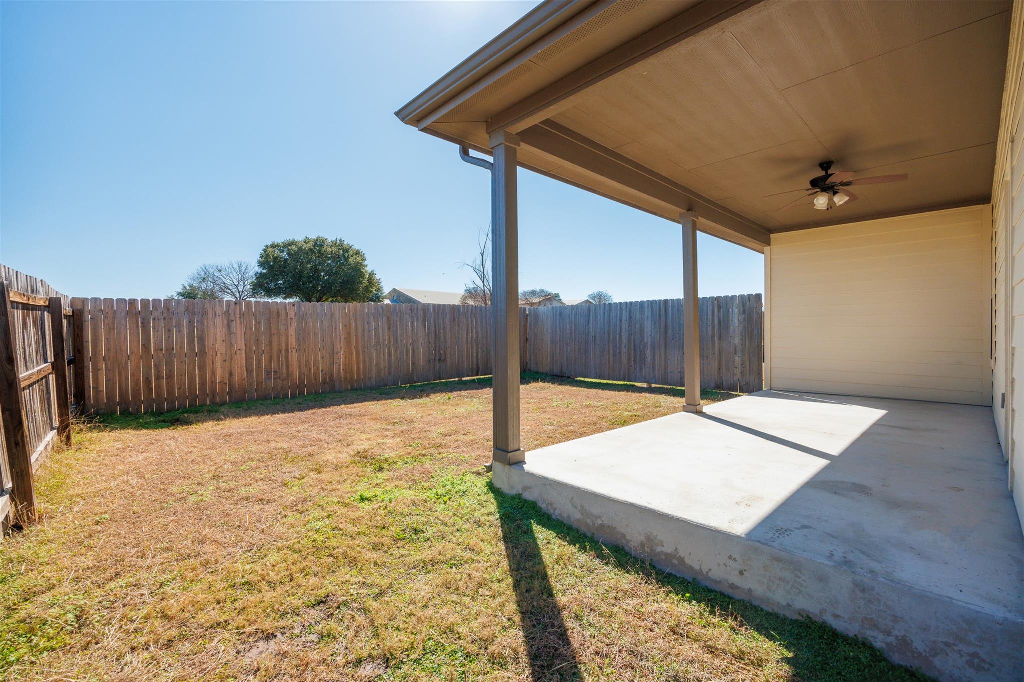 Image 16 of 16 For 125-127 Joanne Cv