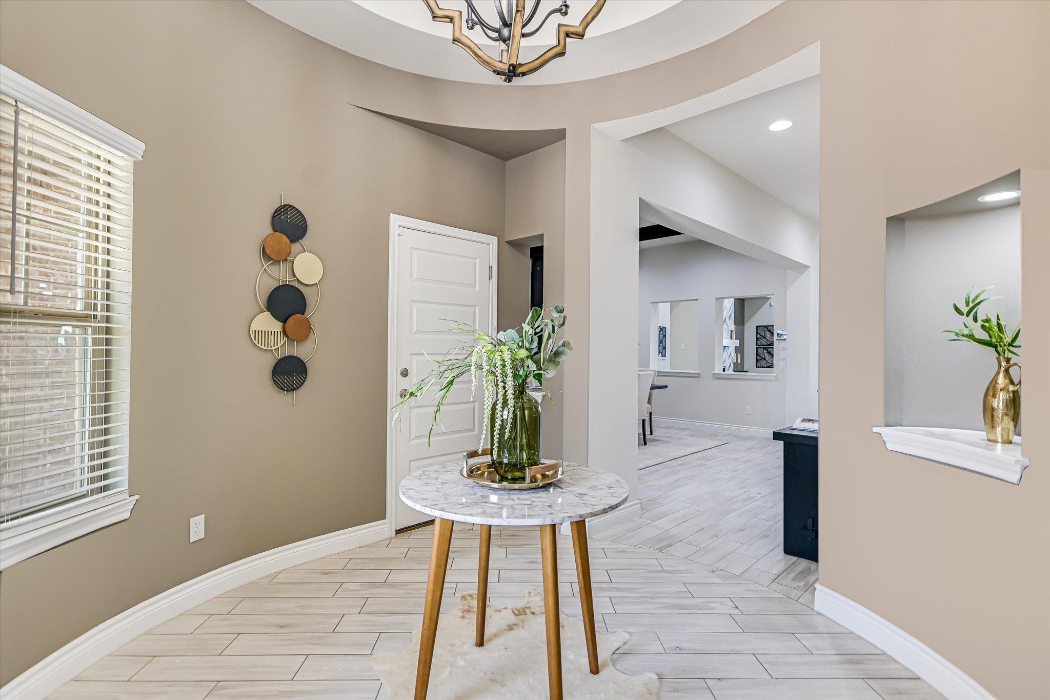 Image 5 of 34 For 104 Highfield St