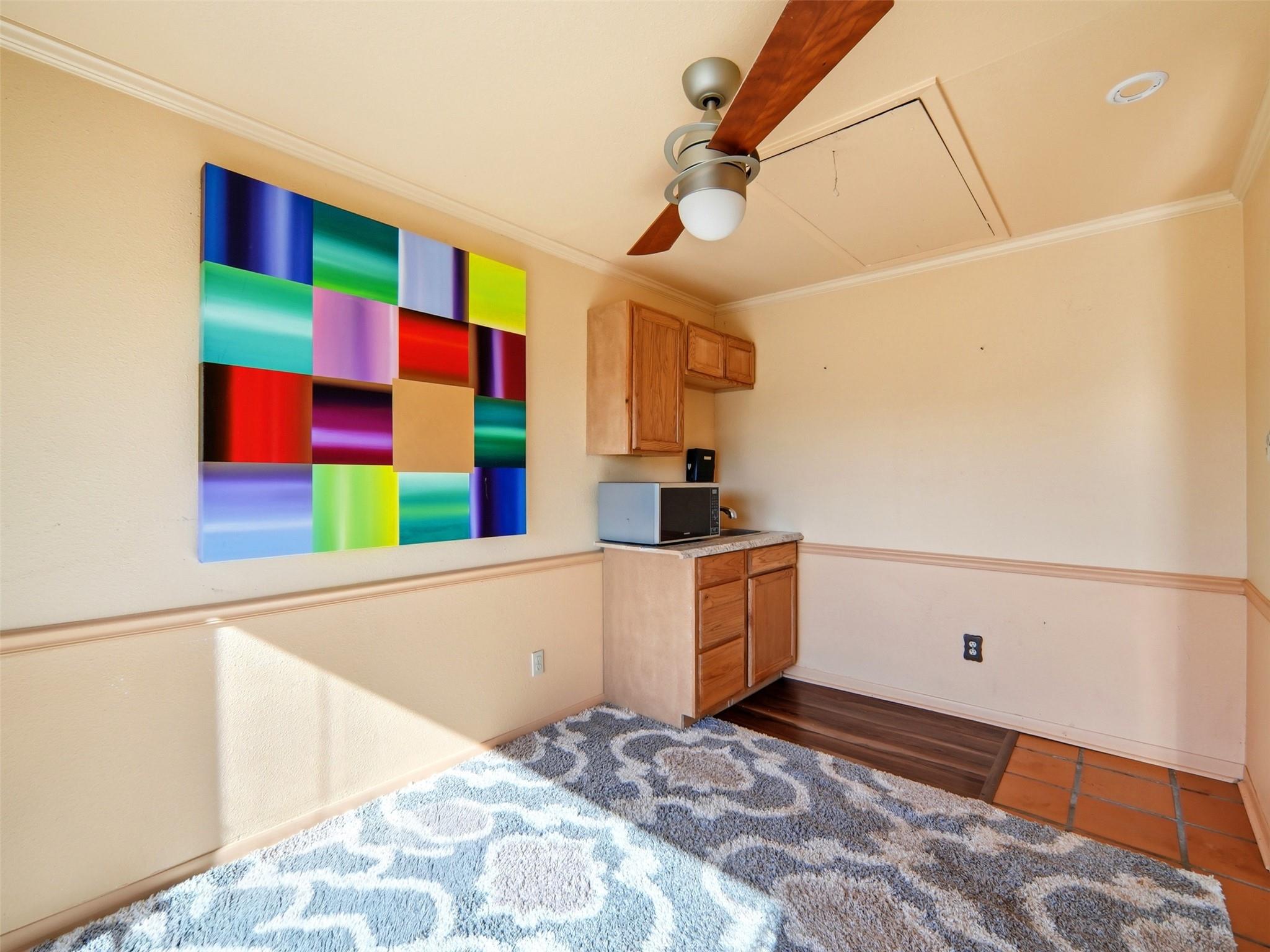 Image 15 of 38 For 159 Thornton Ln