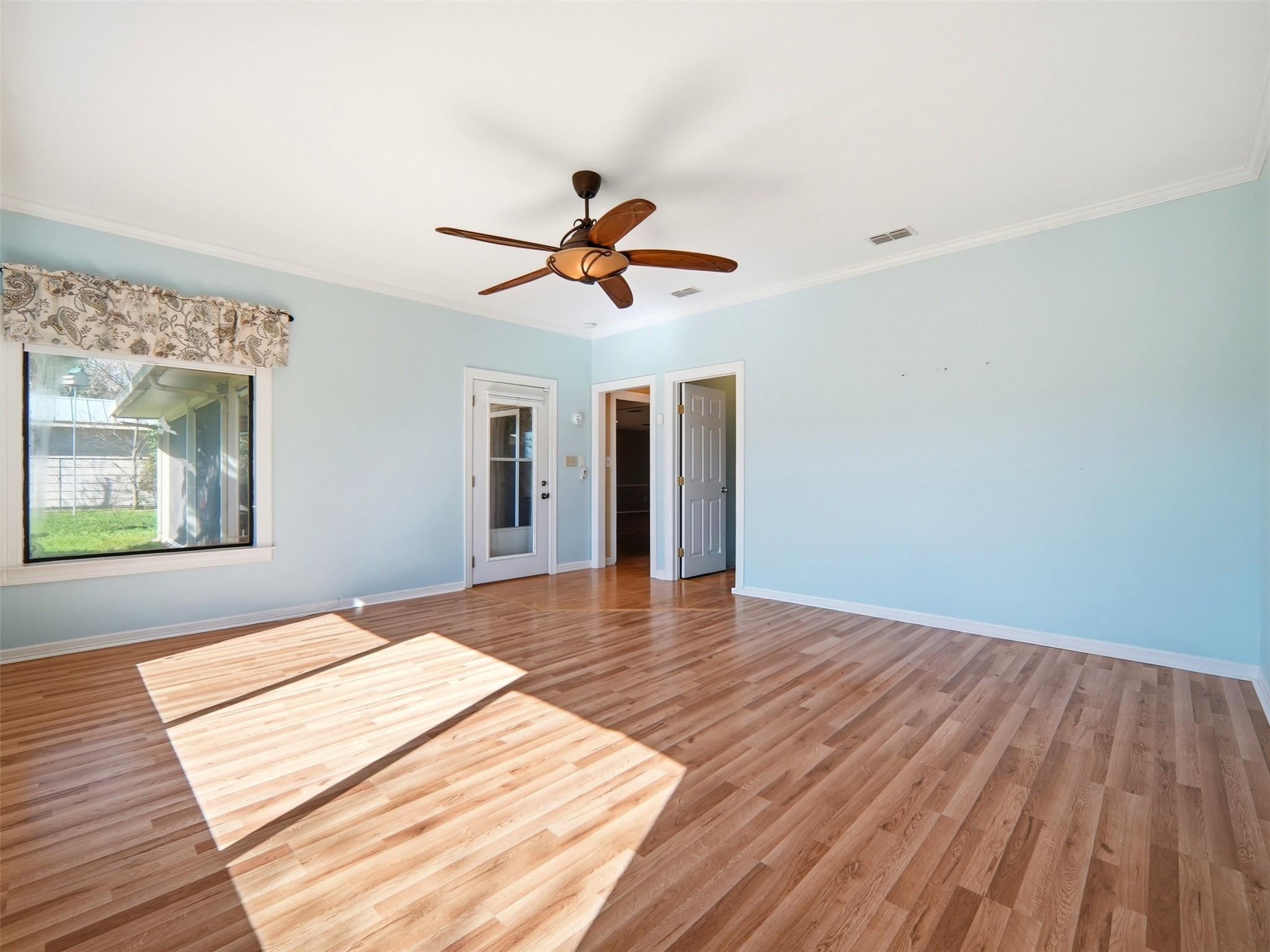 Image 17 of 38 For 159 Thornton Ln