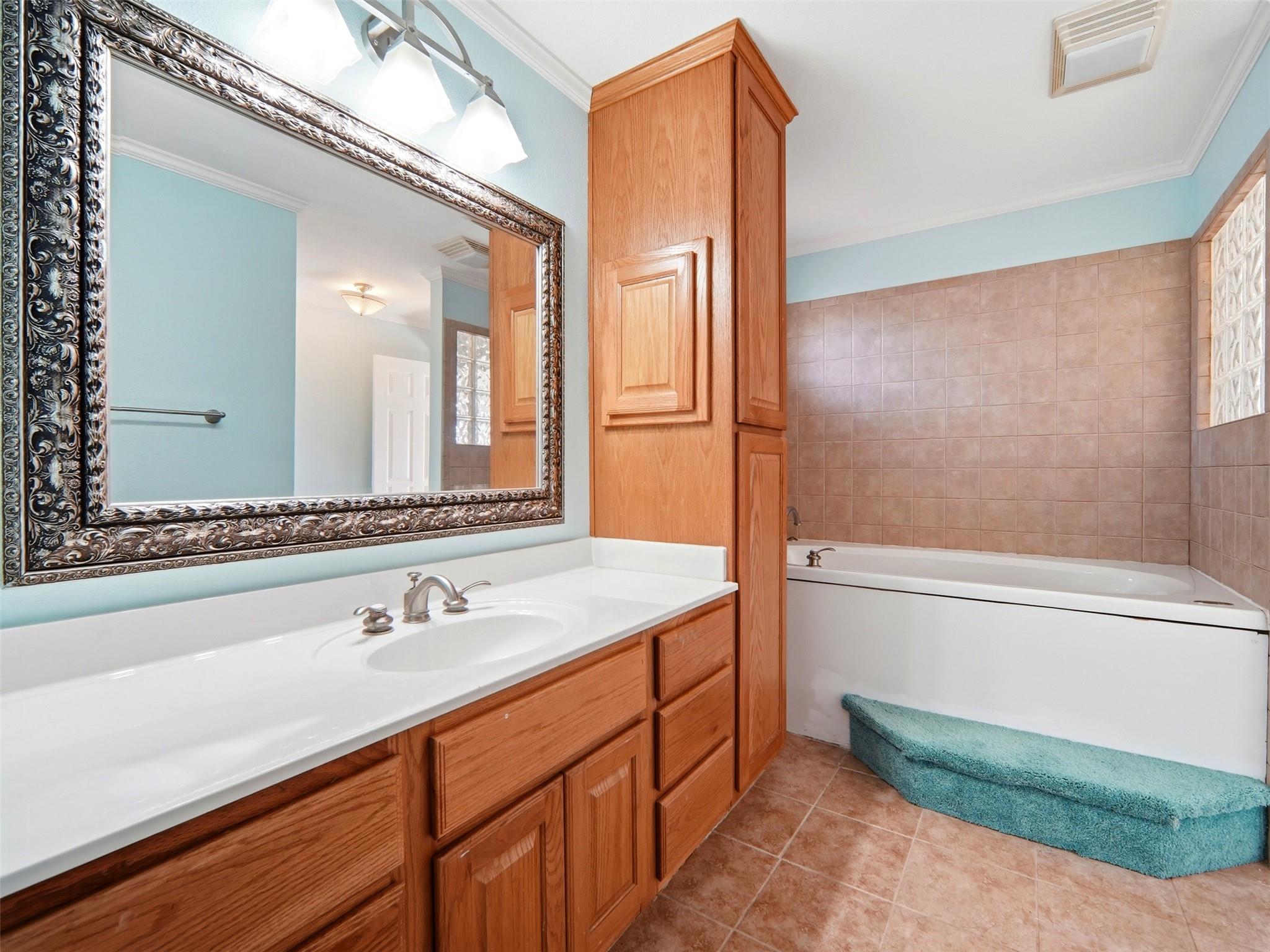 Image 19 of 38 For 159 Thornton Ln