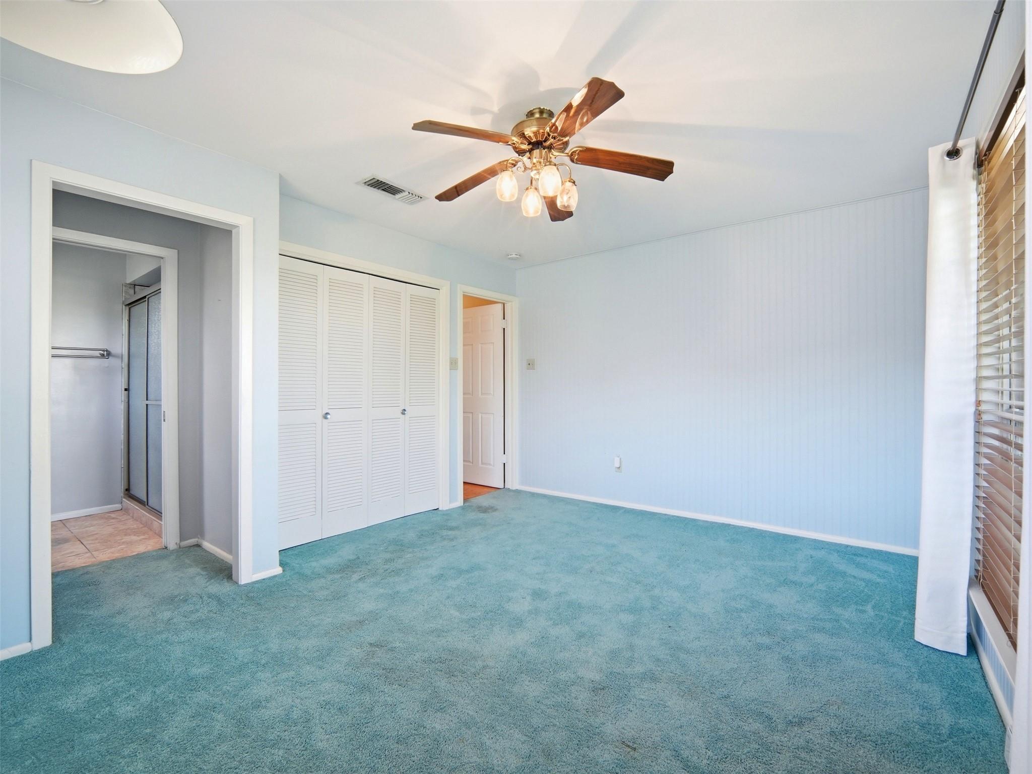 Image 21 of 38 For 159 Thornton Ln