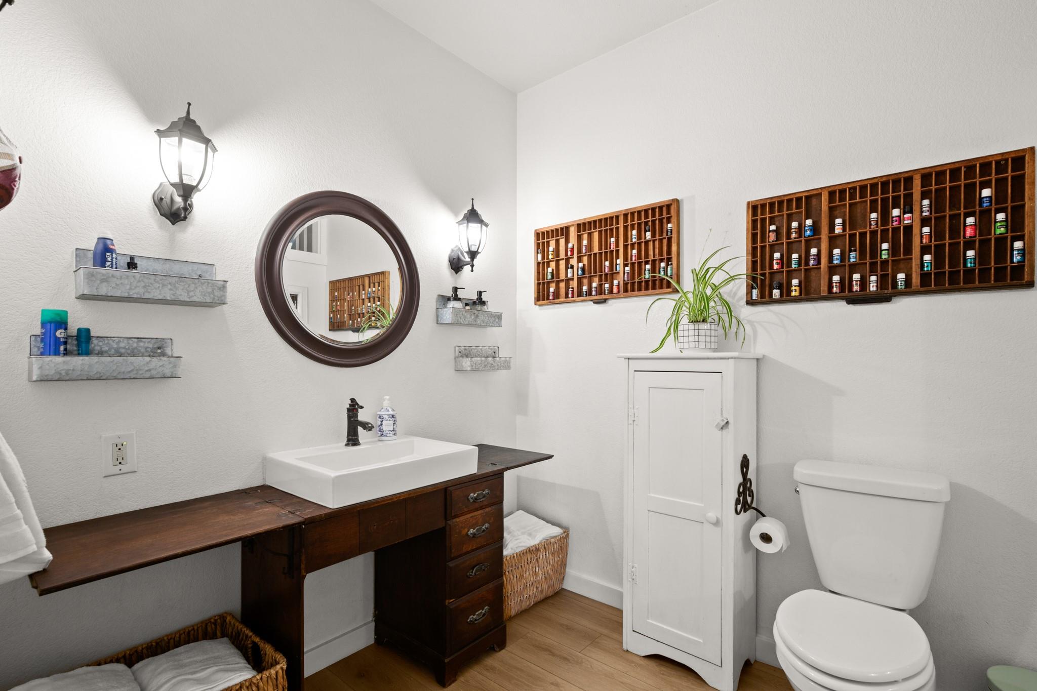 Image 11 of 40 For 320 Pecan 3  