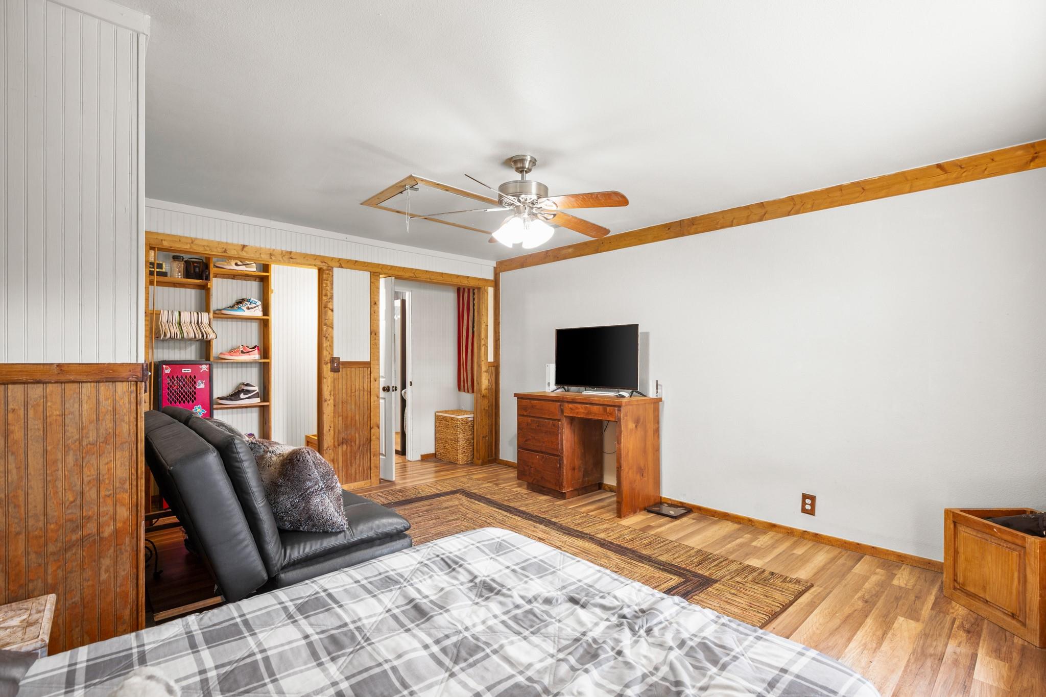 Image 17 of 40 For 320 Pecan 3  