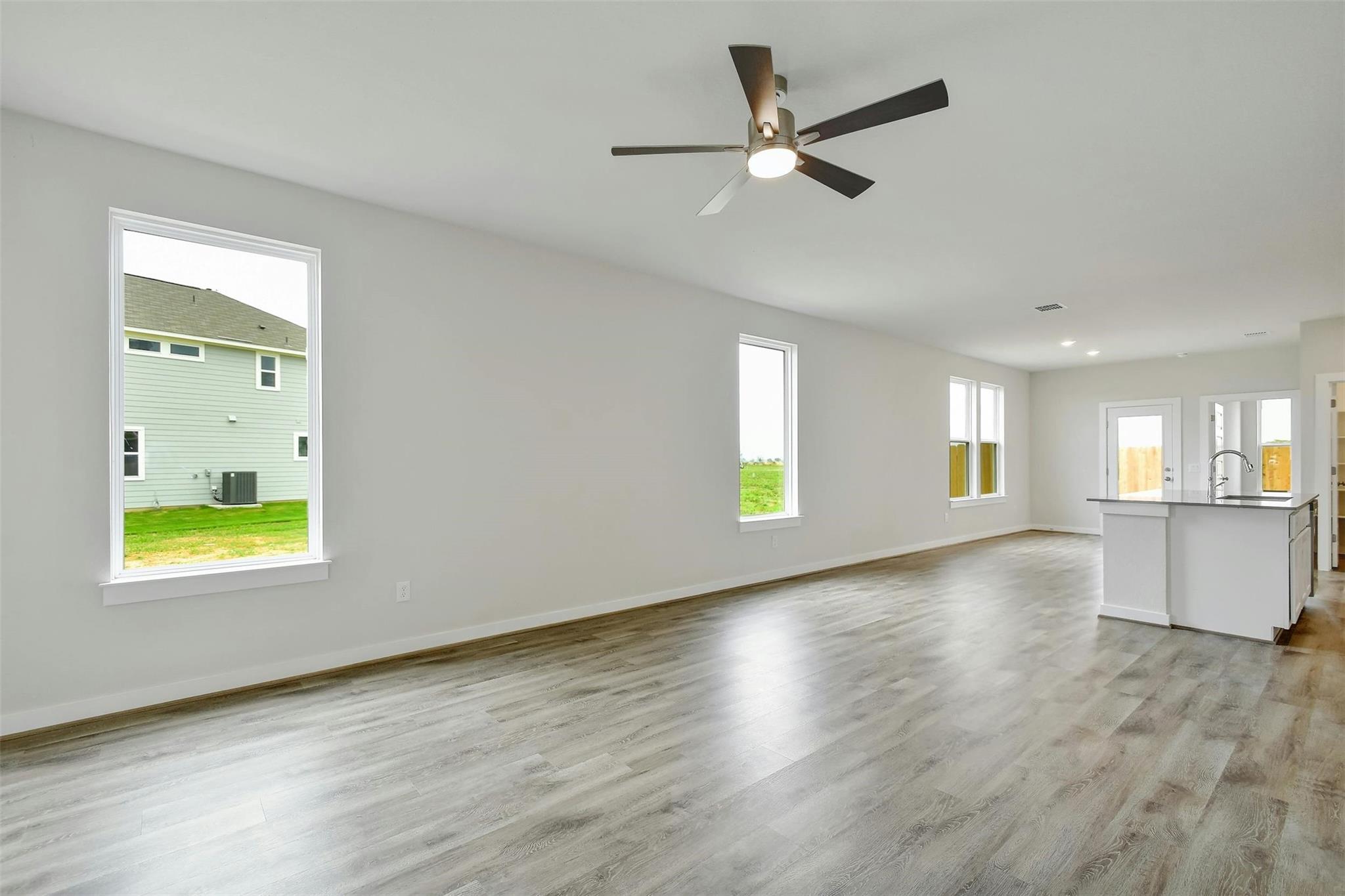 Image 5 of 14 For 1616 Big Sur Dr