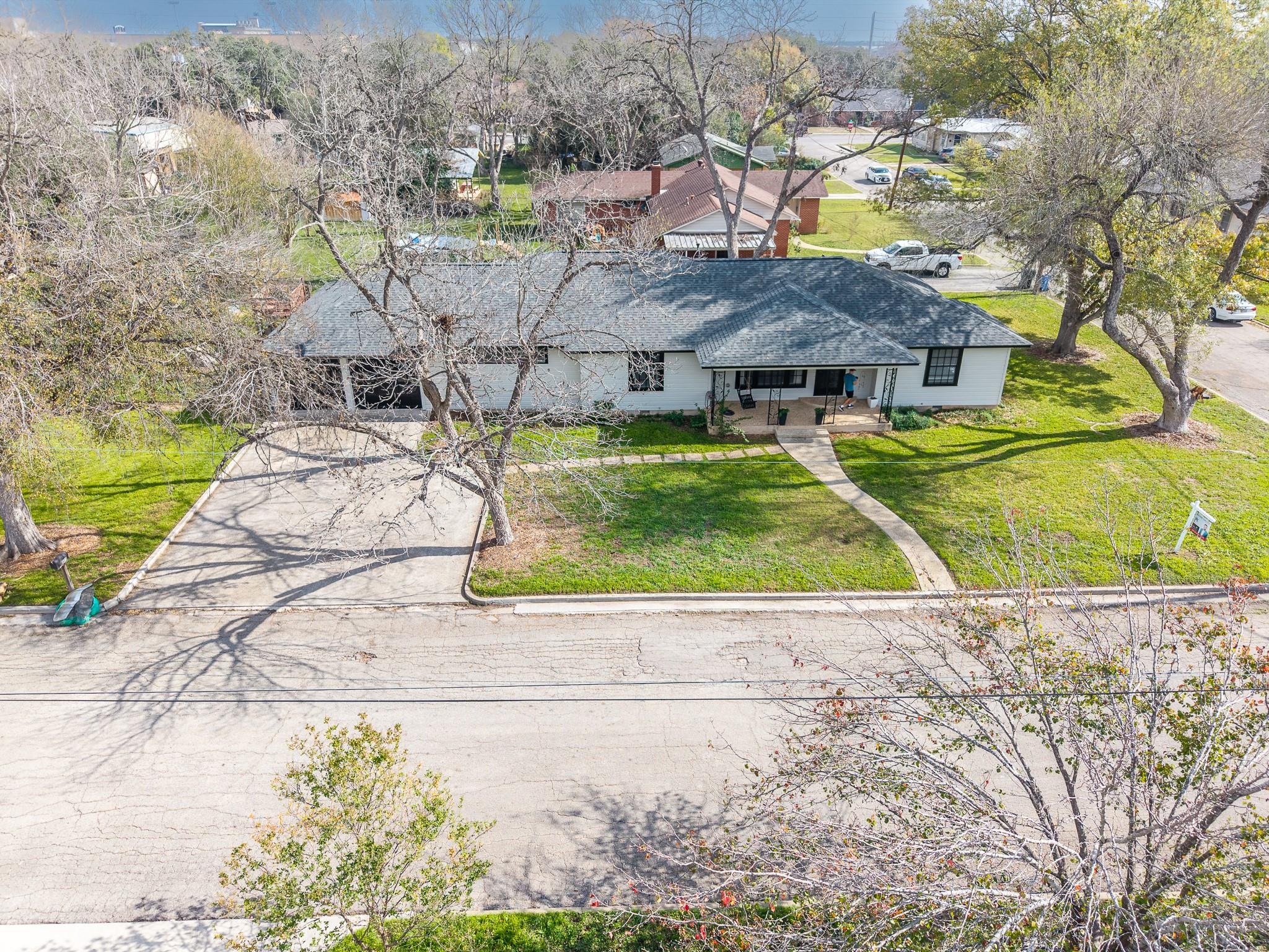 Details for 803 Peach St, Seguin, TX 78155