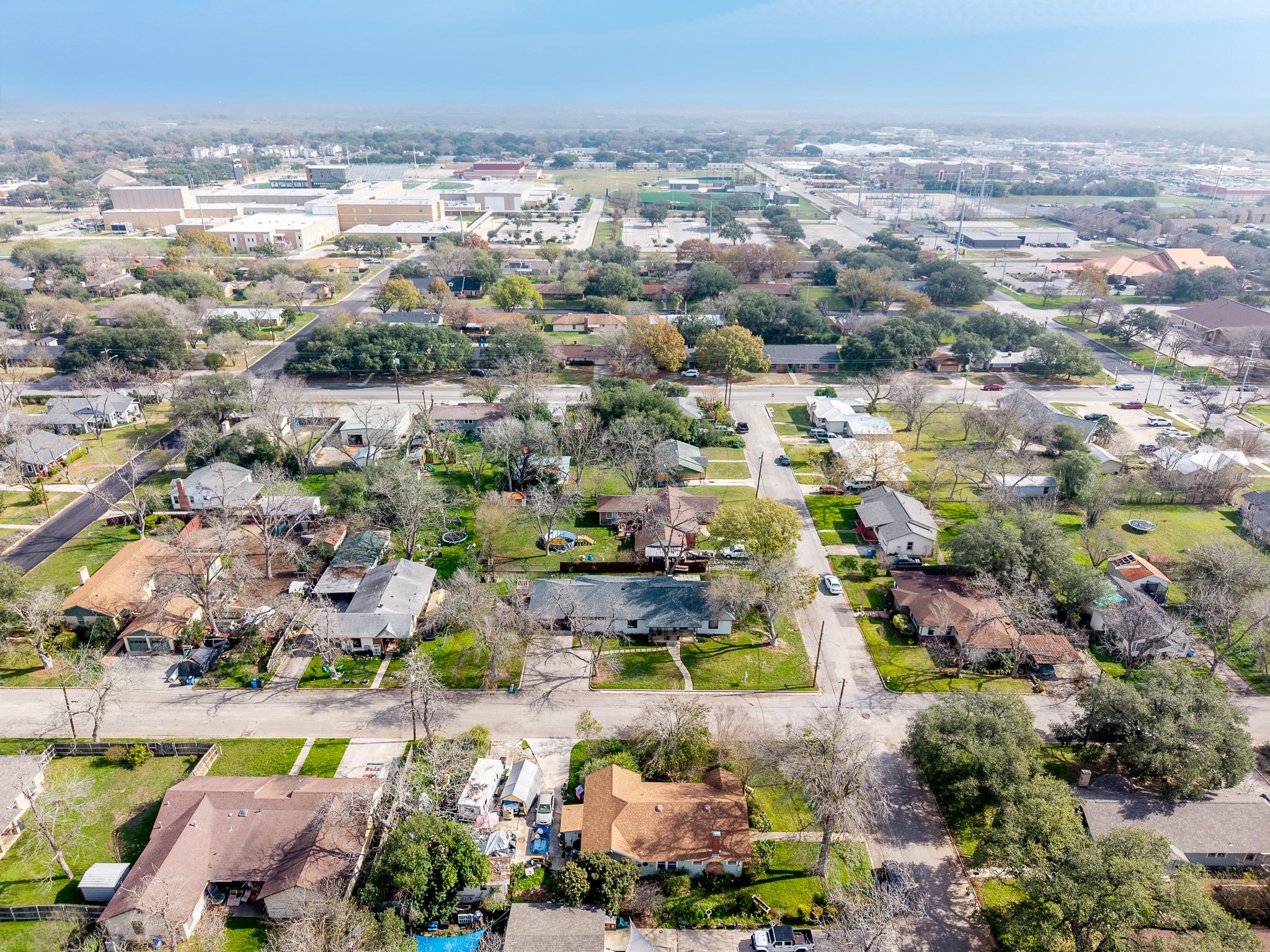 Image 38 of 40 For 803 Peach St