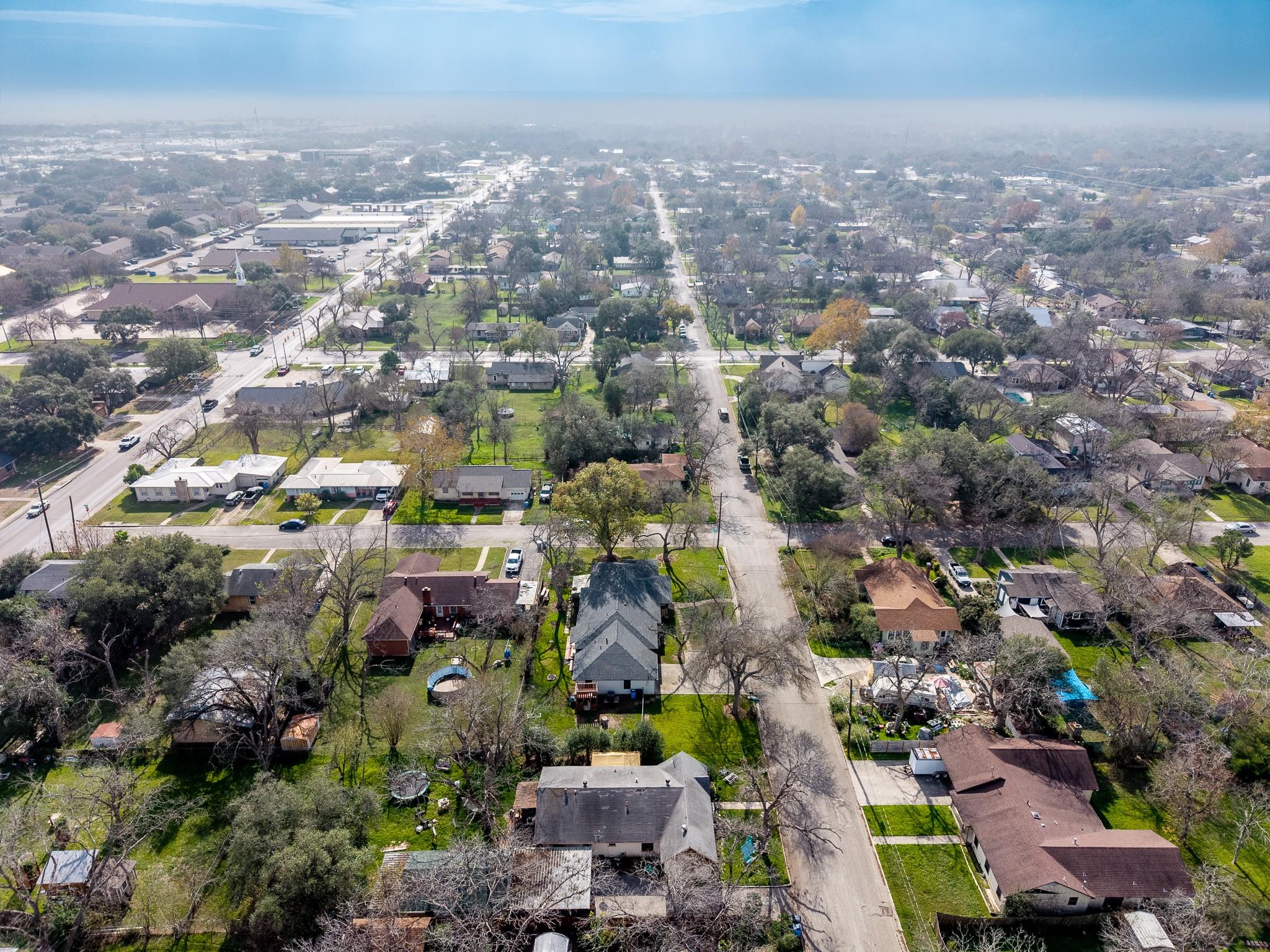 Image 40 of 40 For 803 Peach St