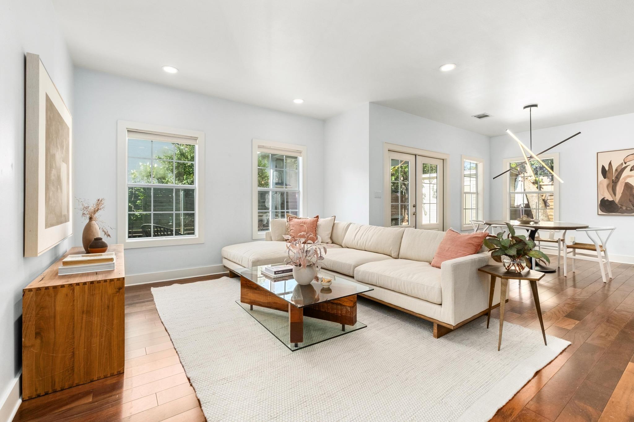 Image 5 of 32 For 3612 Oakmont Blvd