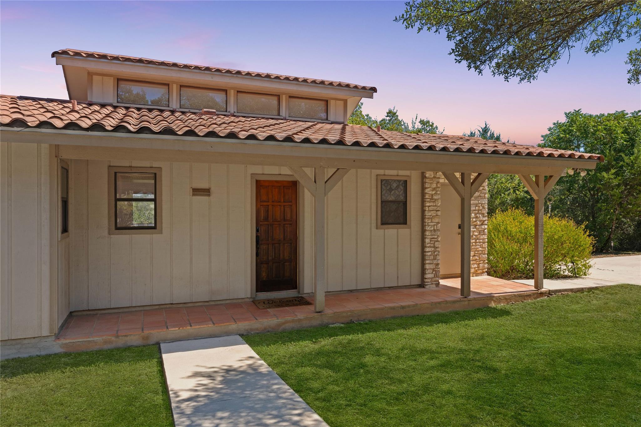 Image 25 of 33 For 789 Barbara Dr