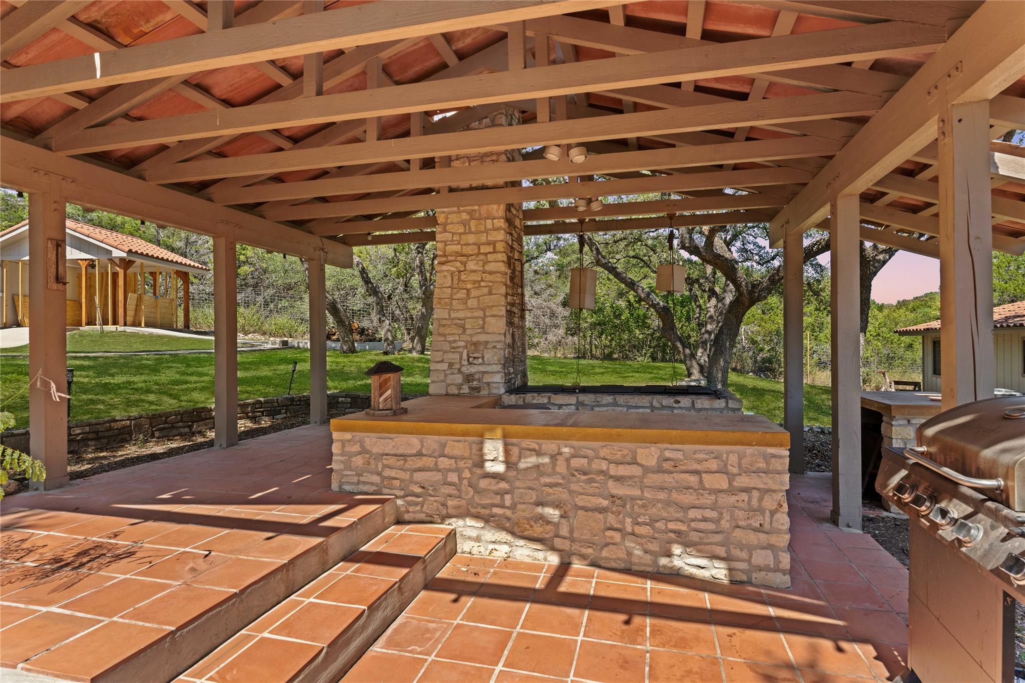 Image 28 of 33 For 789 Barbara Dr