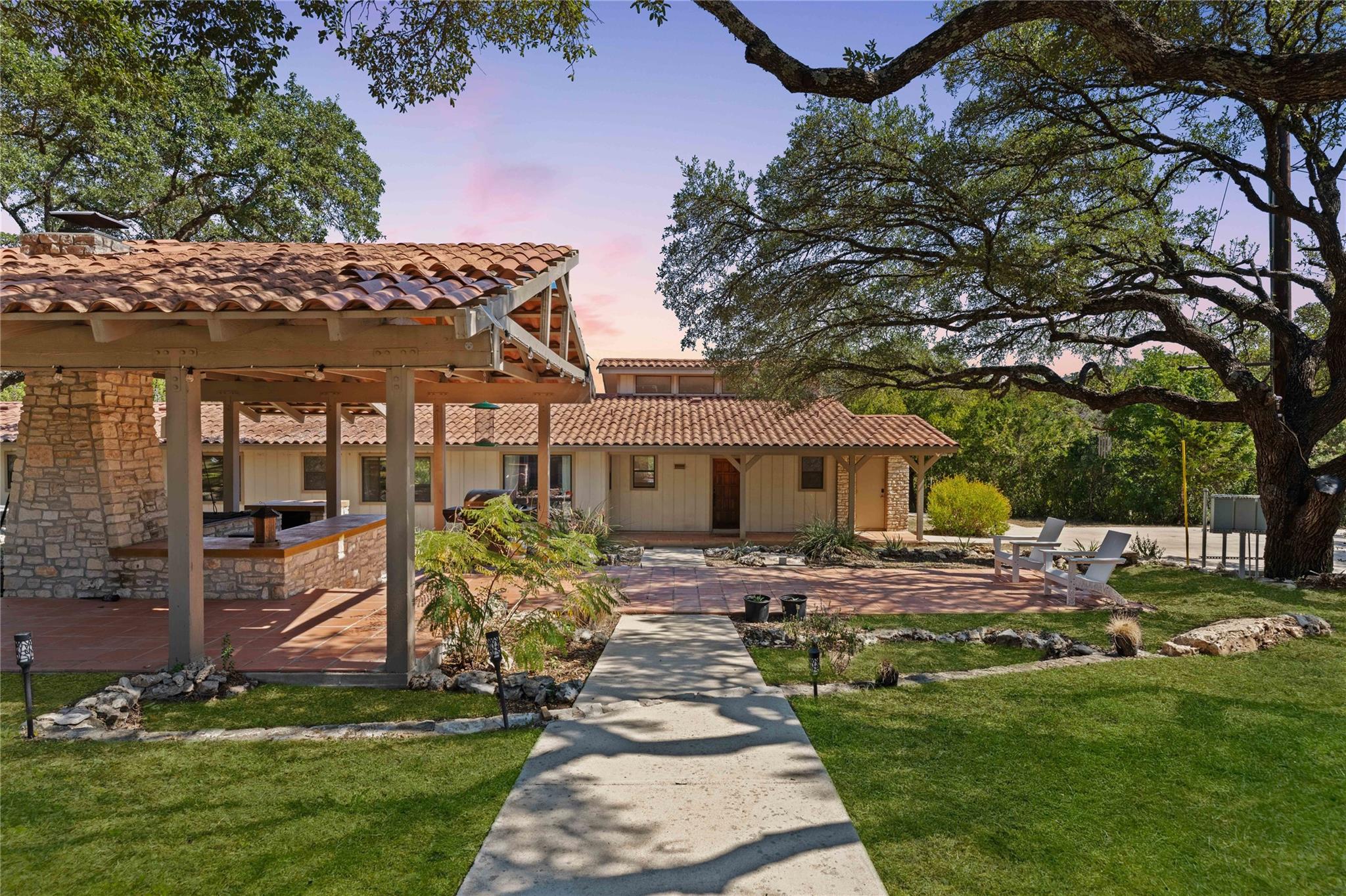 Image 29 of 33 For 789 Barbara Dr