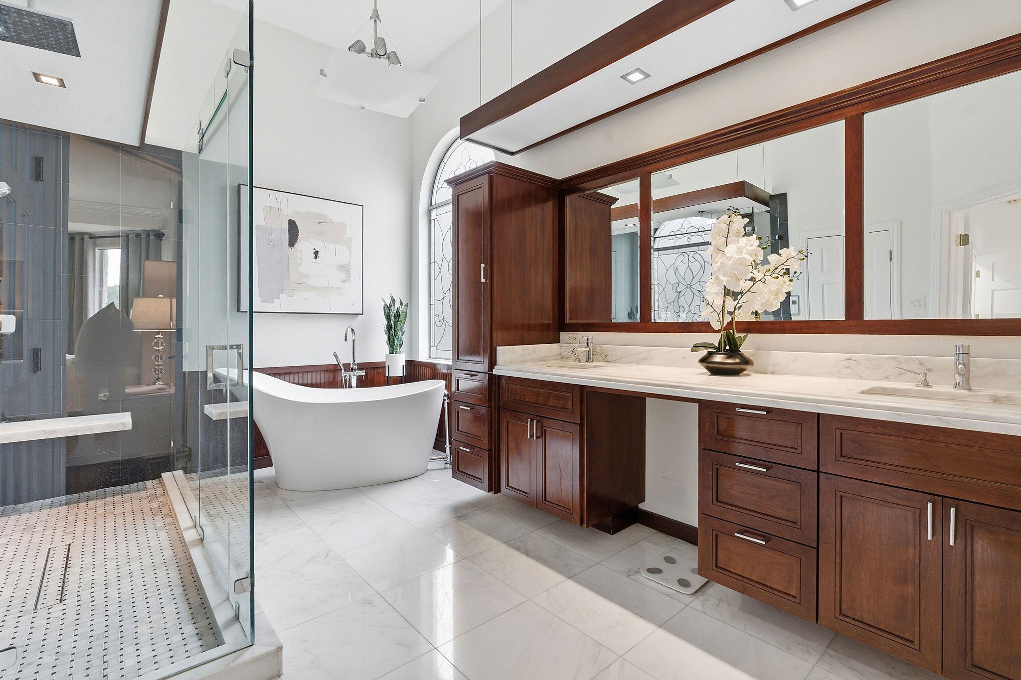 Image 17 of 40 For 10201 Dianella Ln