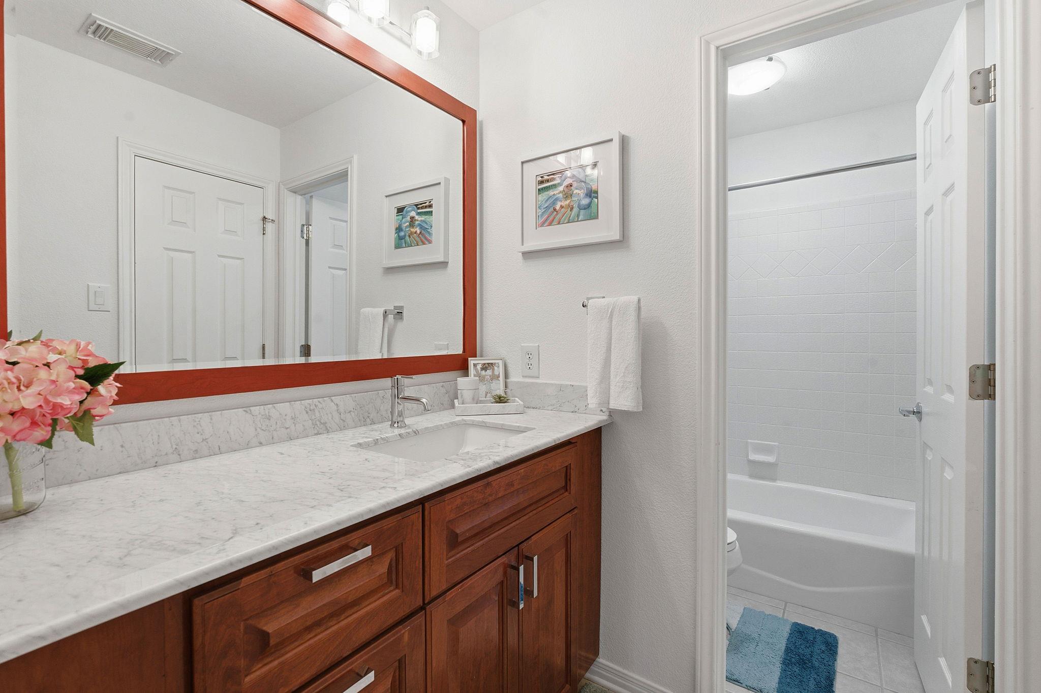 Image 27 of 40 For 10201 Dianella Ln