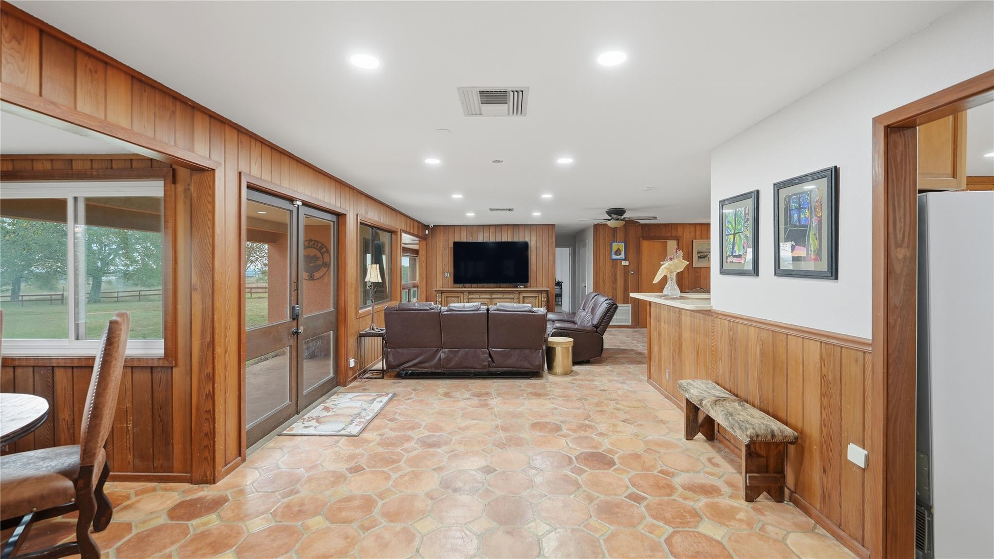 Image 14 of 40 For 1211 Leissner School Rd