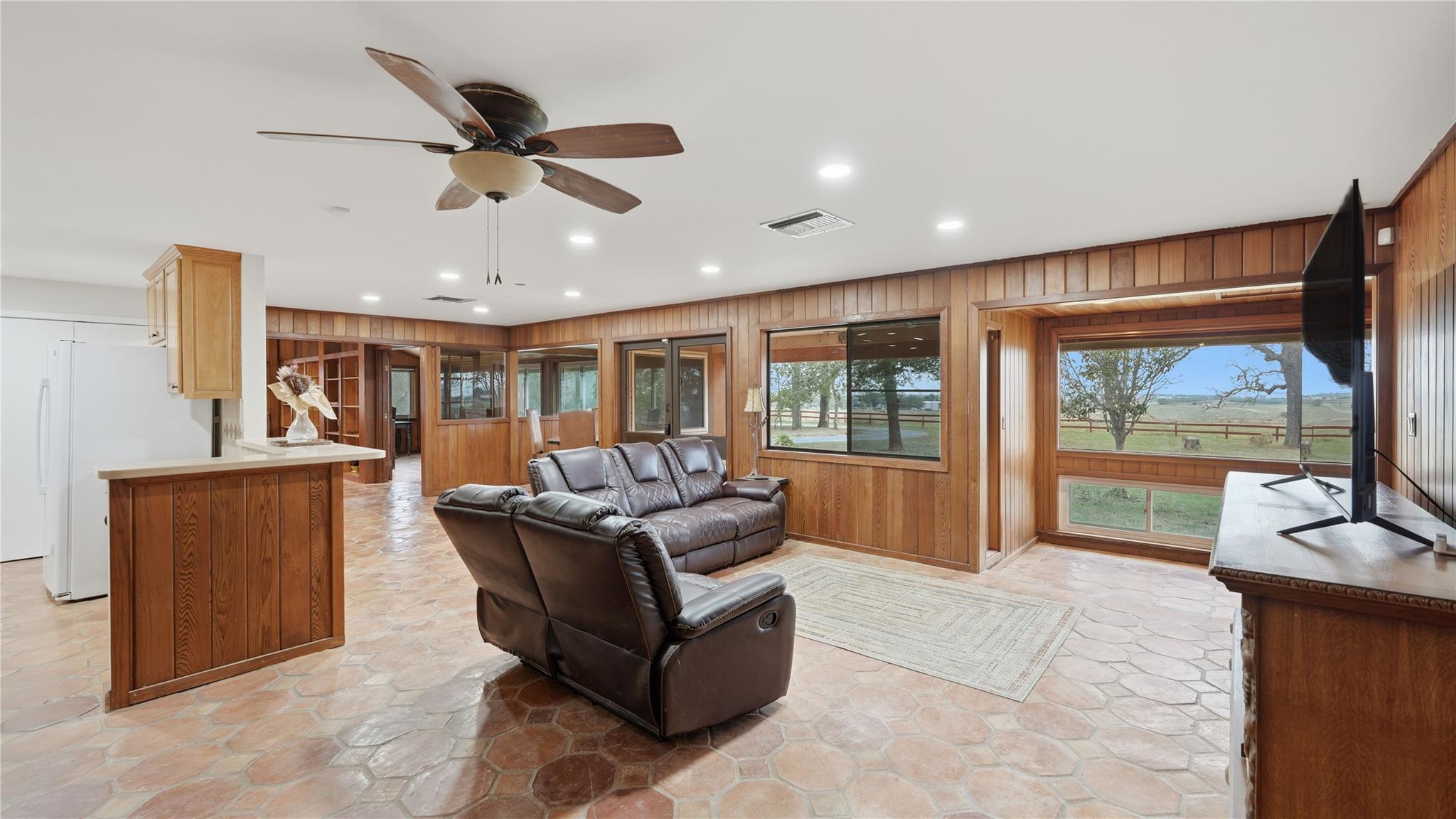 Image 28 of 40 For 1211 Leissner School Rd