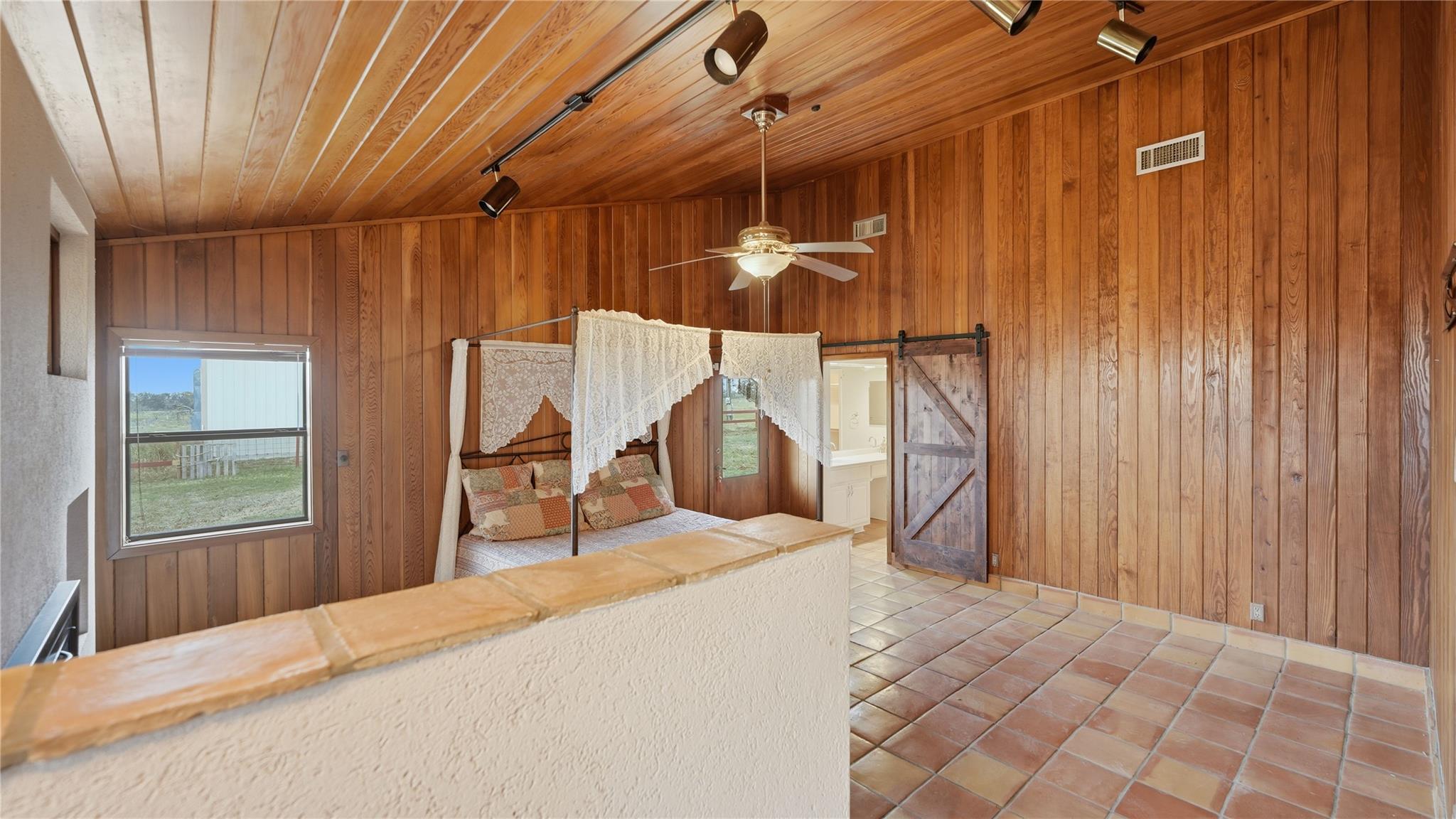 Image 35 of 40 For 1211 Leissner School Rd