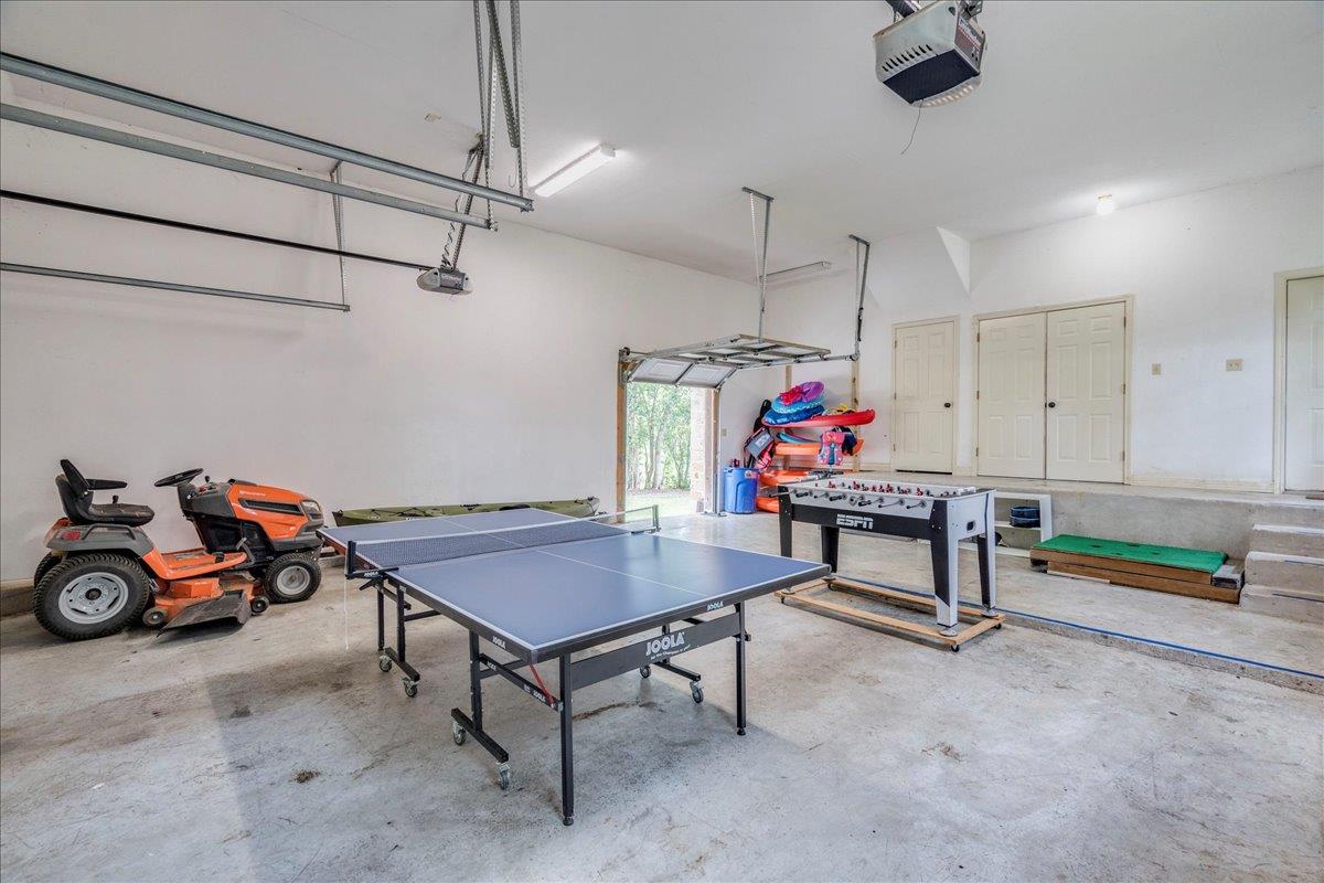 Image 35 of 39 For 302 Guadalupe River Dr