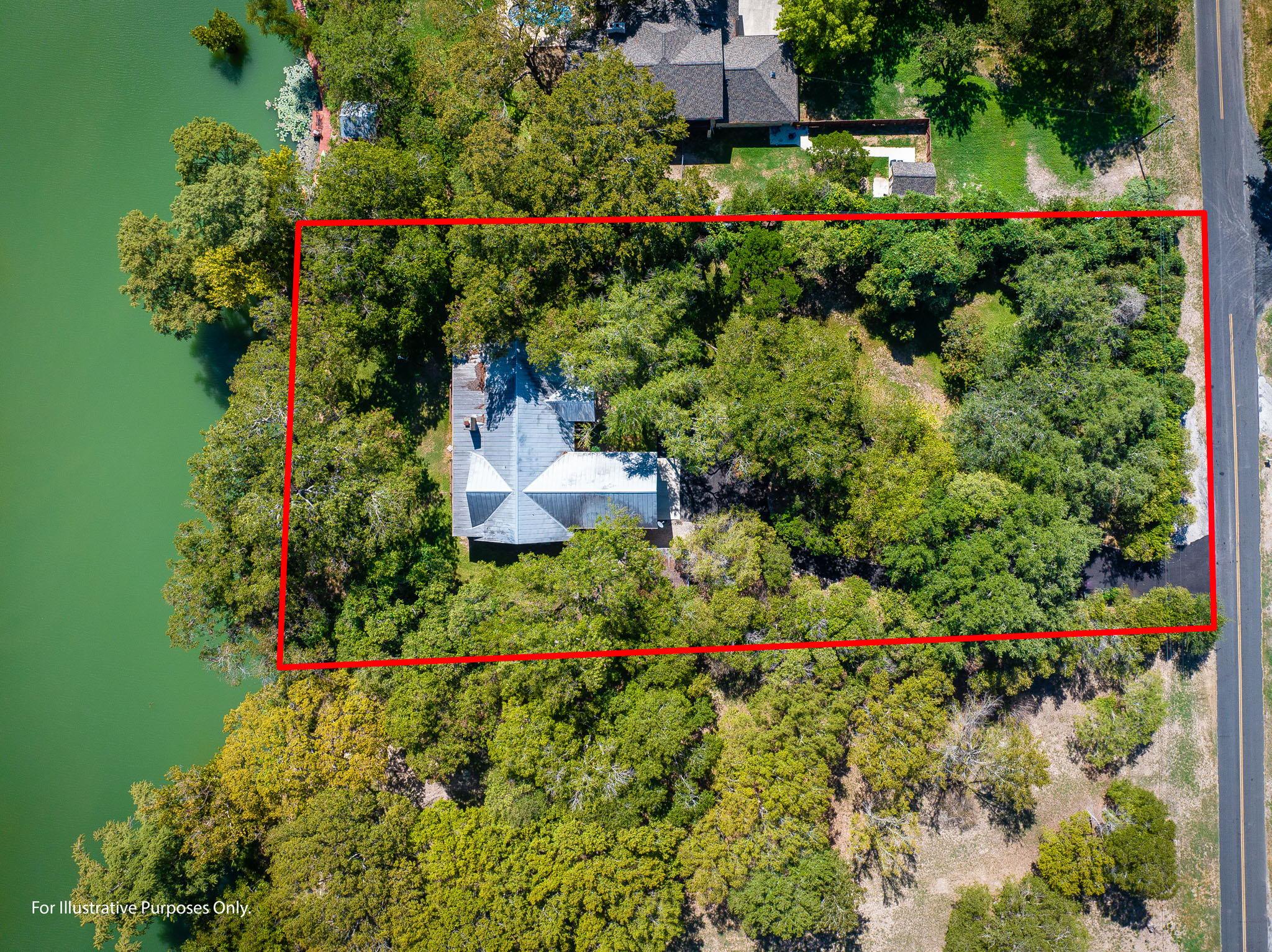 Image 37 of 39 For 302 Guadalupe River Dr