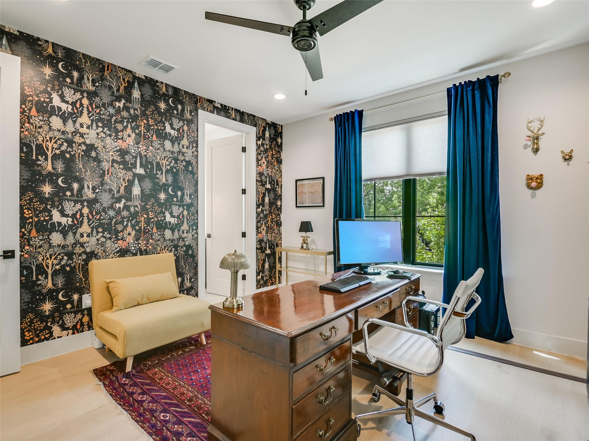 Image 13 of 26 For 2604 Addison Ave