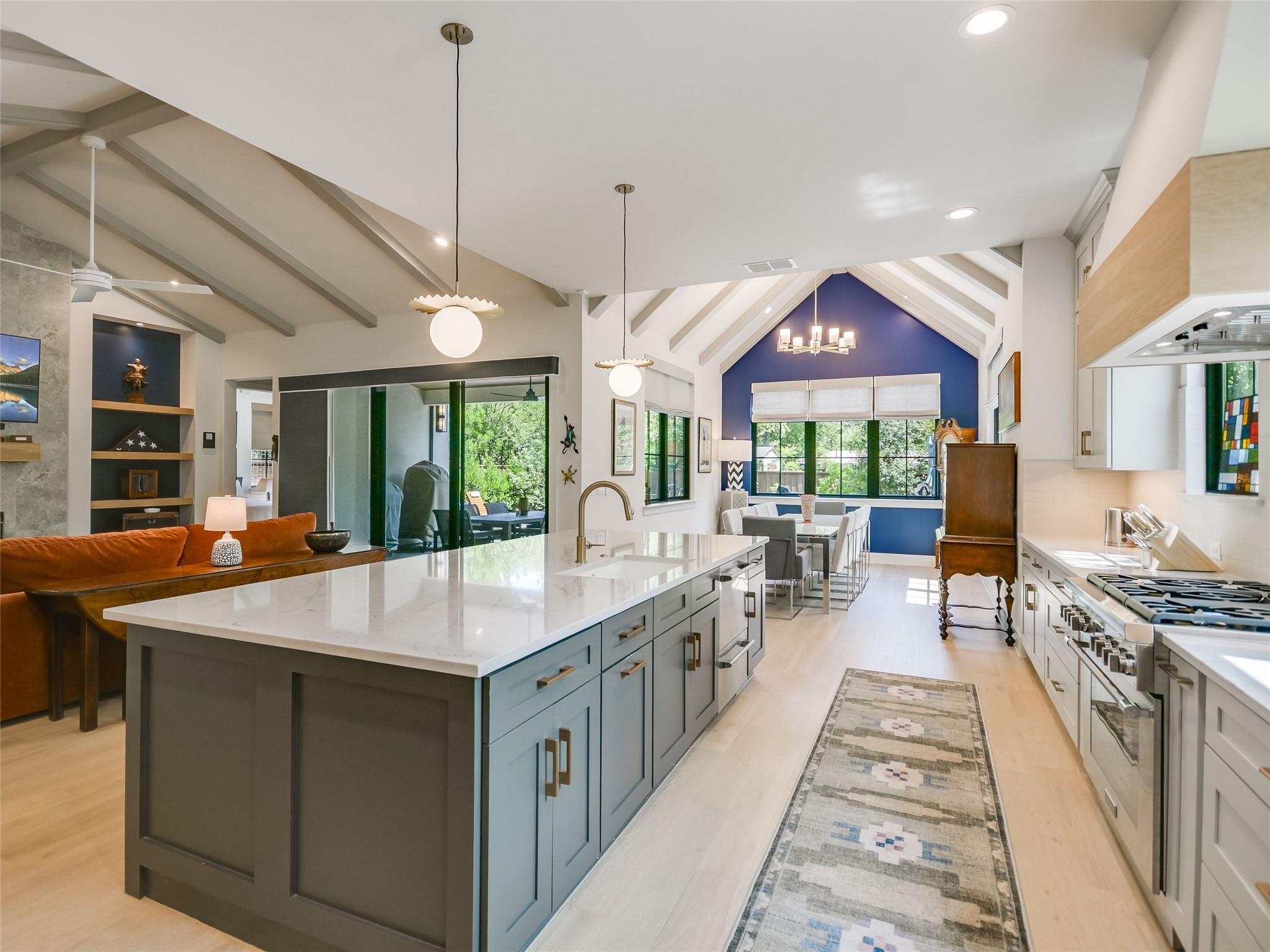 Image 5 of 26 For 2604 Addison Ave