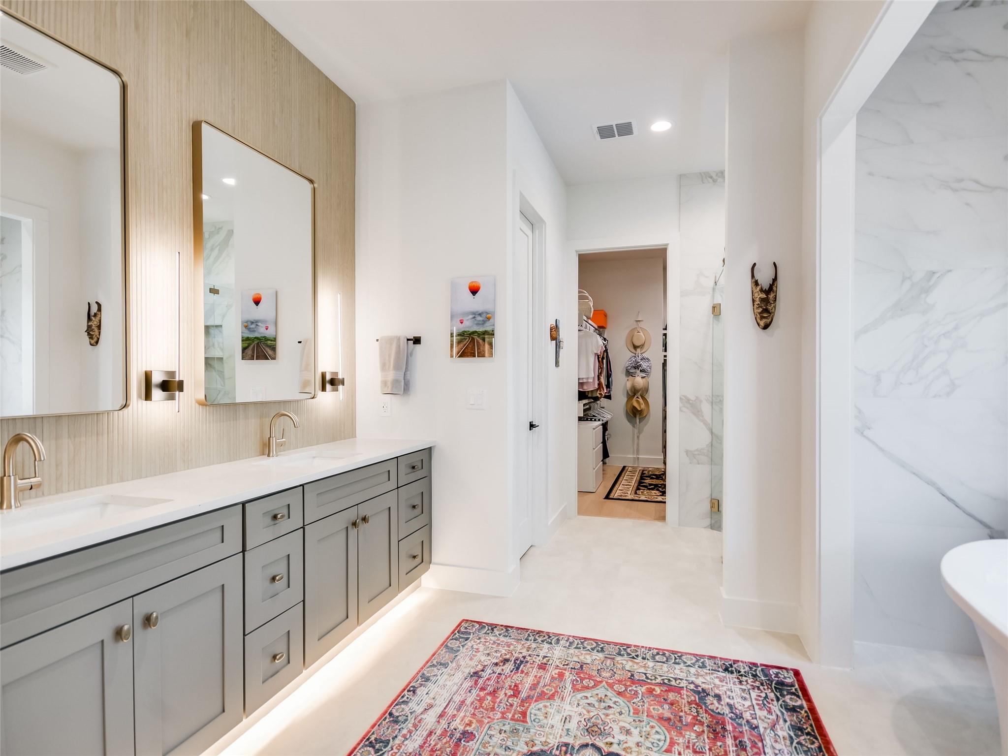 Image 9 of 26 For 2604 Addison Ave