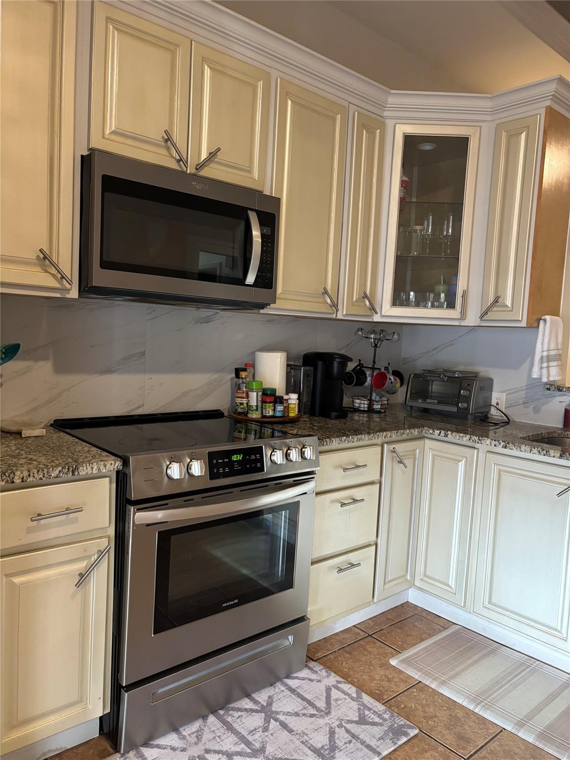 Image 4 of 17 For 11414 Spring Trail St