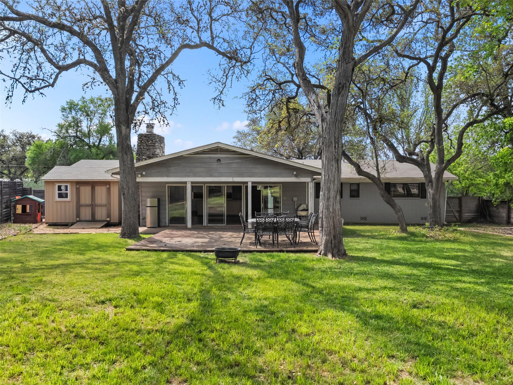 Image 37 of 39 For 91 Ohio Ave 