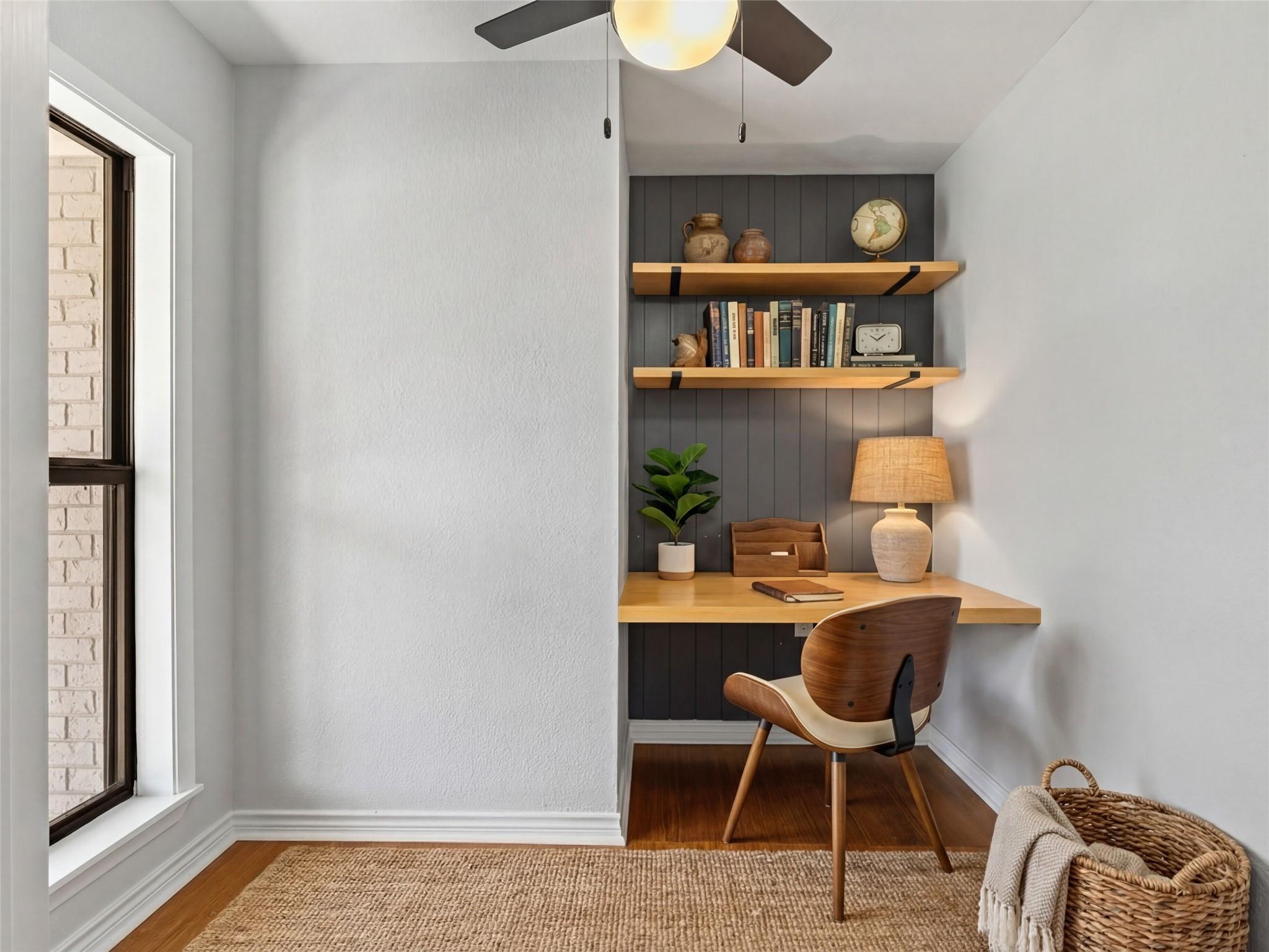 Image 6 of 39 For 91 Ohio Ave 