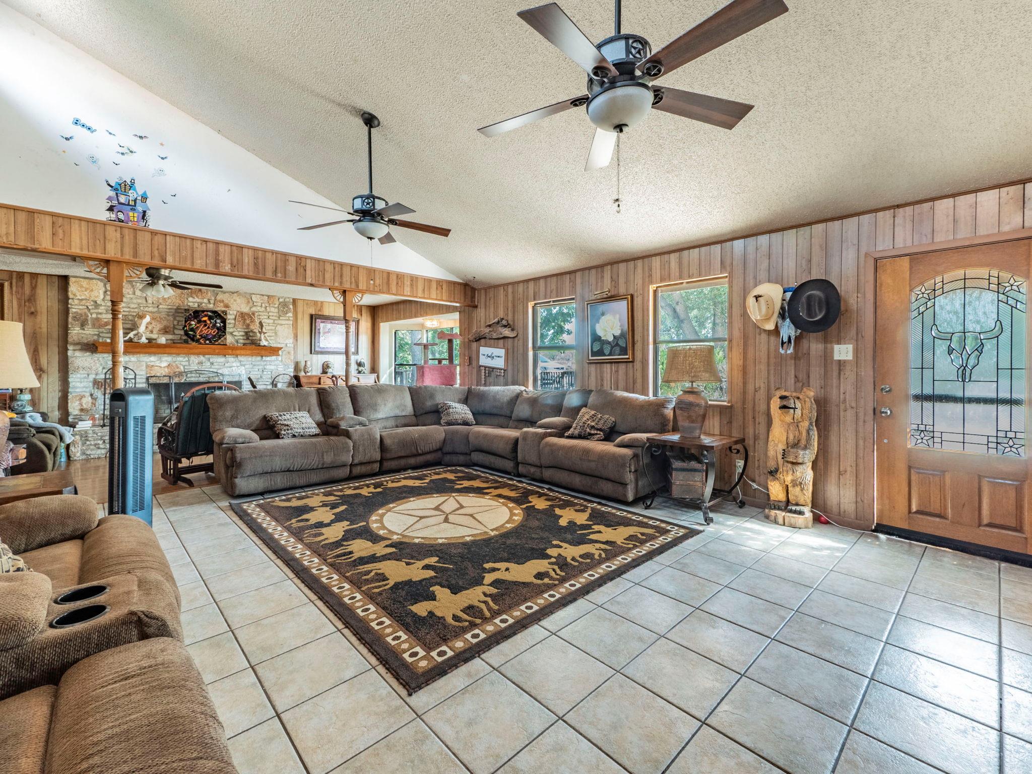 Image 2 of 24 For 1323 Fm 1966