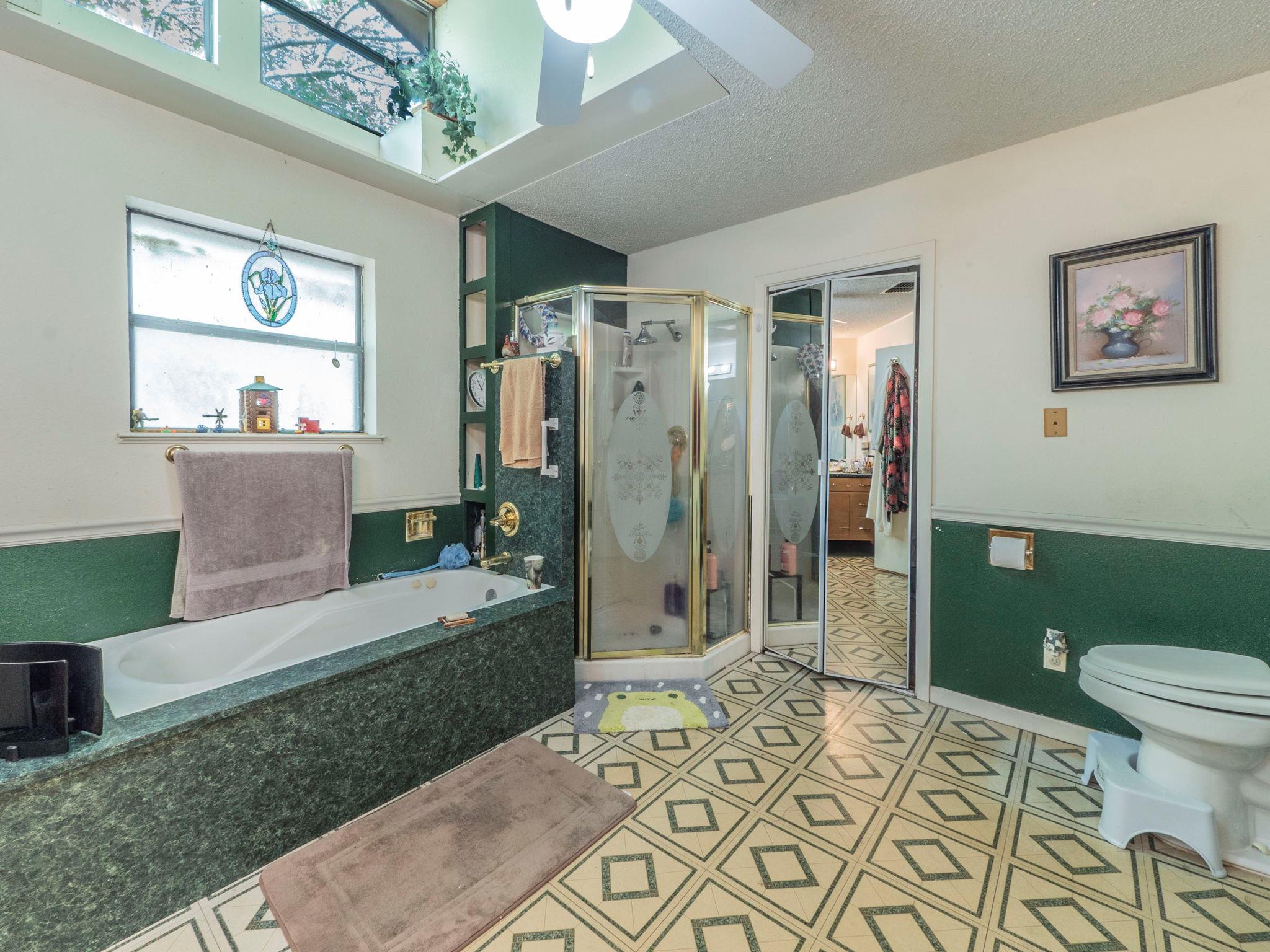 Image 7 of 24 For 1323 Fm 1966