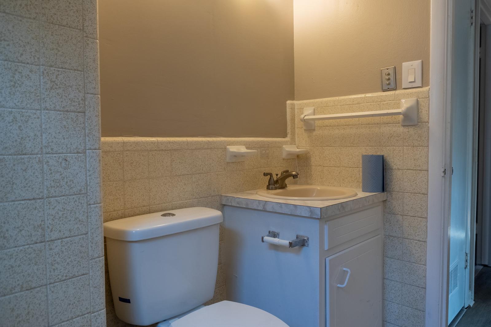 Image 11 of 20 For 408 Goodnight Dr