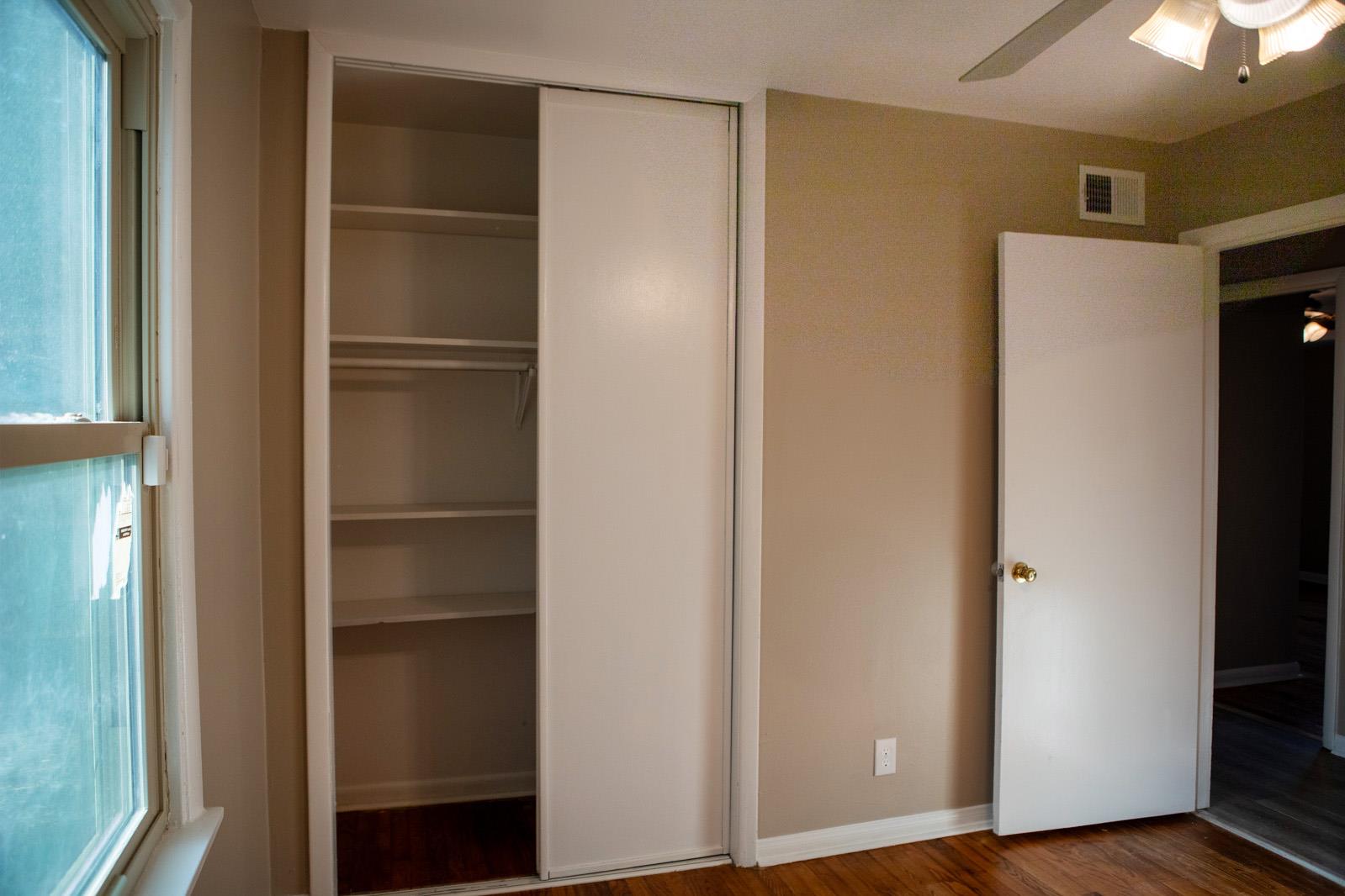 Image 16 of 20 For 408 Goodnight Dr