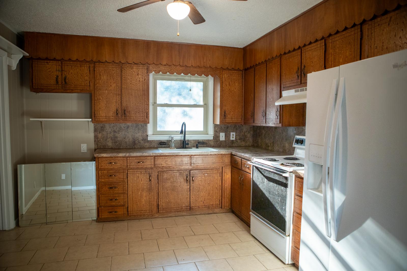 Image 7 of 20 For 408 Goodnight Dr