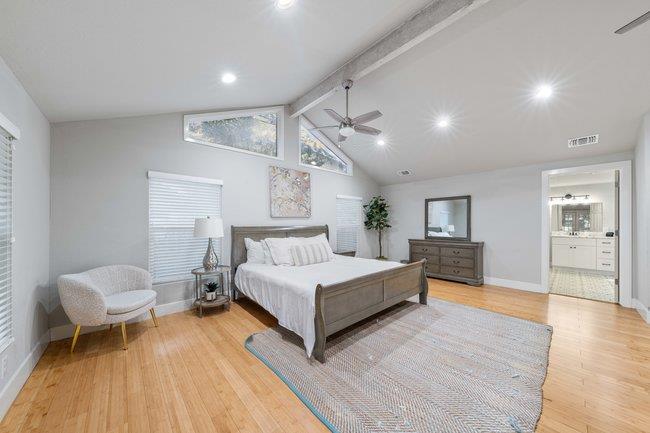 Image 17 of 31 For 422 Woodlawn Ave